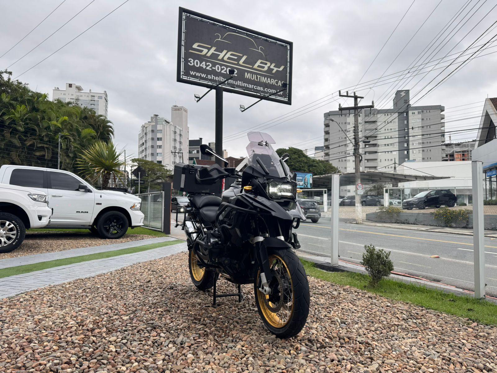 Foto número 181497 do veiculo