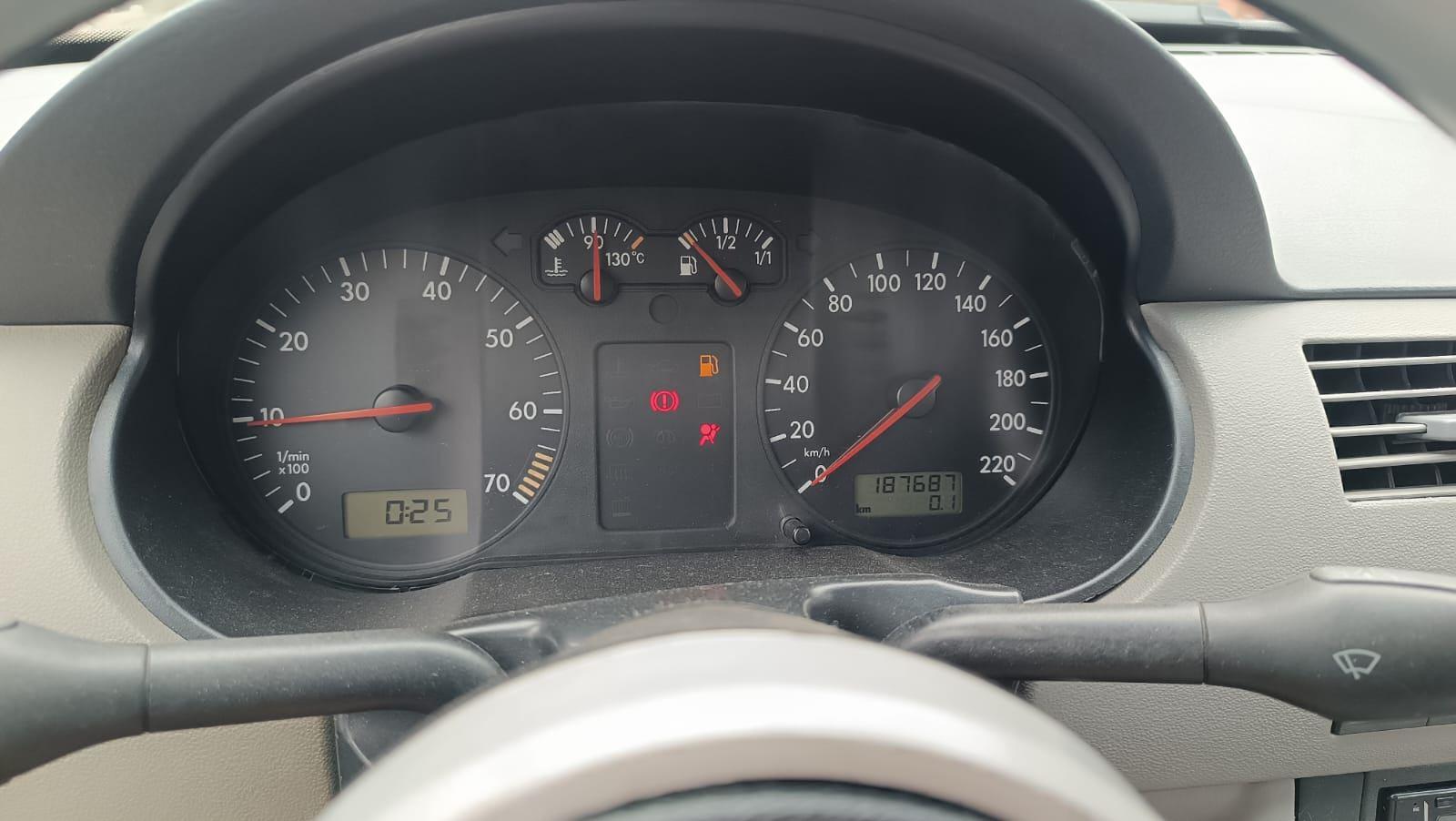 Foto número 118136 do veiculo