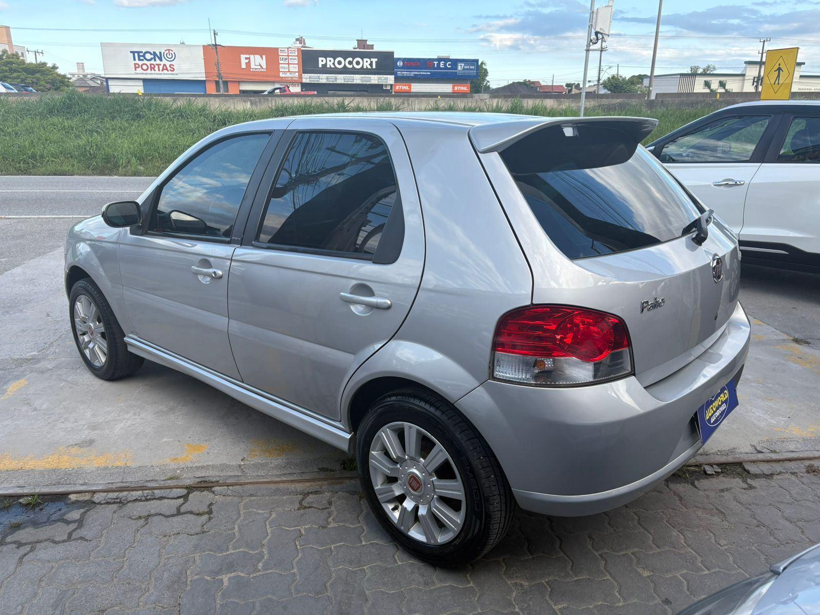 Foto número 147554 do veiculo