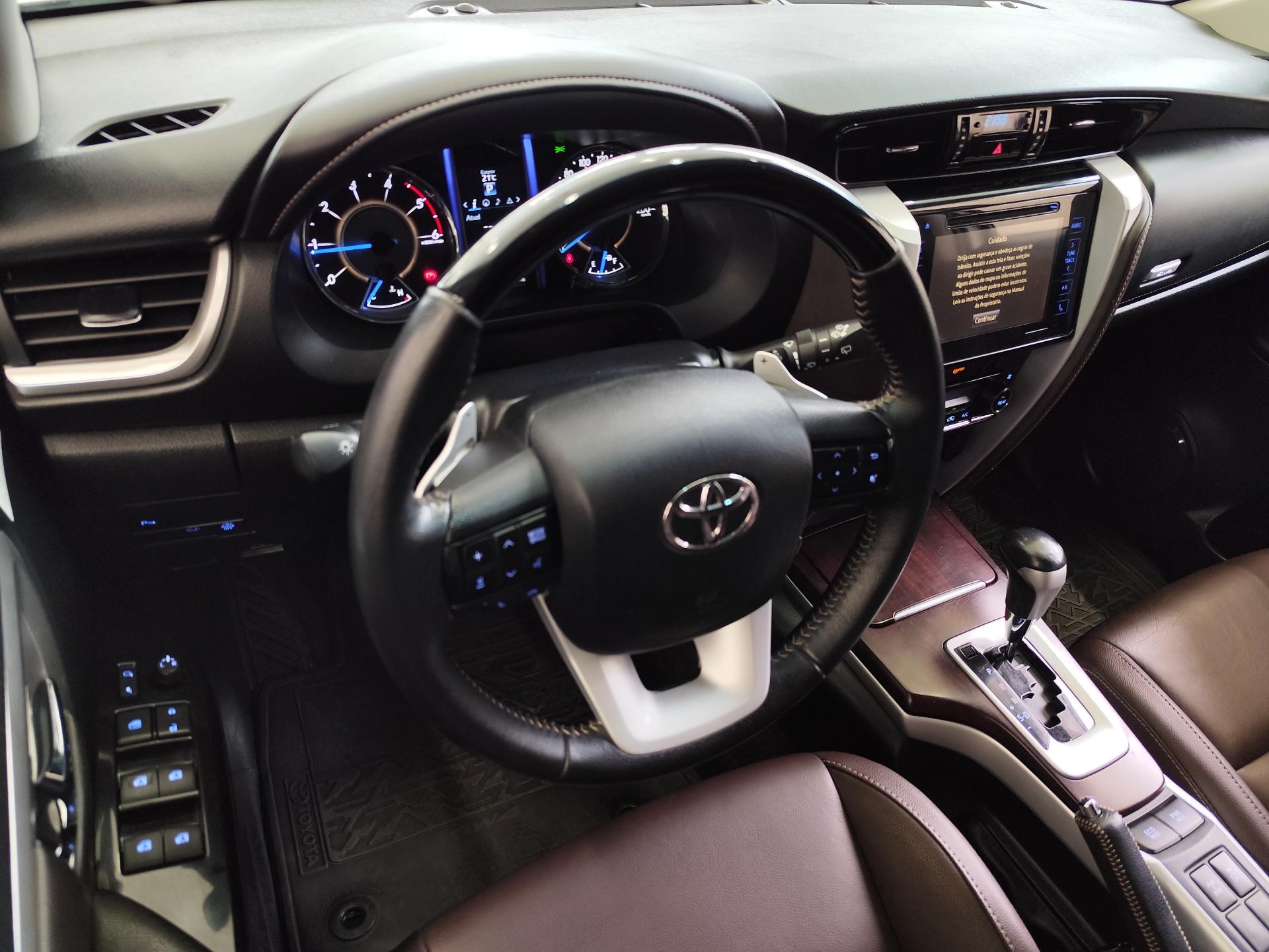 Foto número 257516 do veiculo