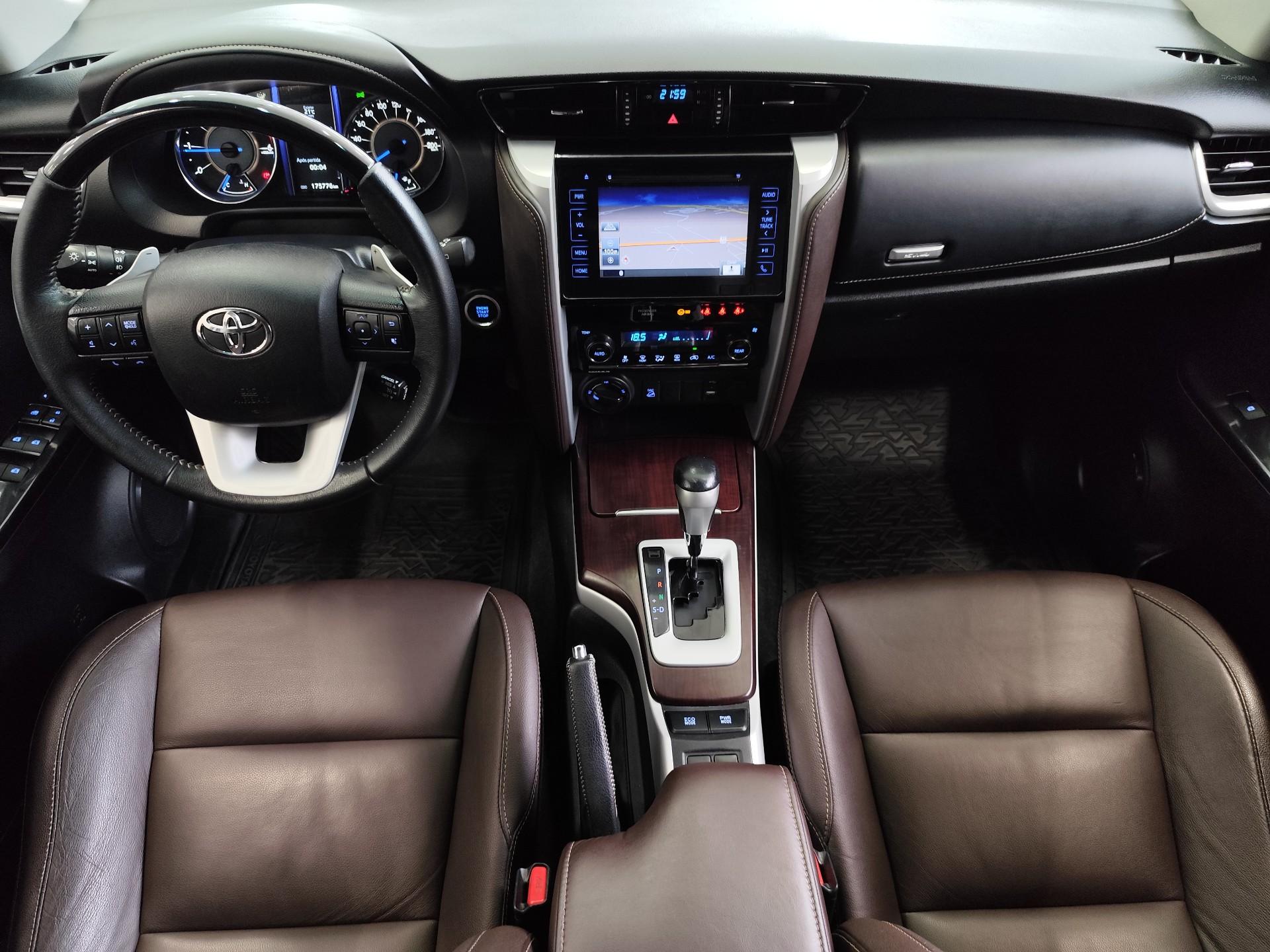 Foto número 257504 do veiculo