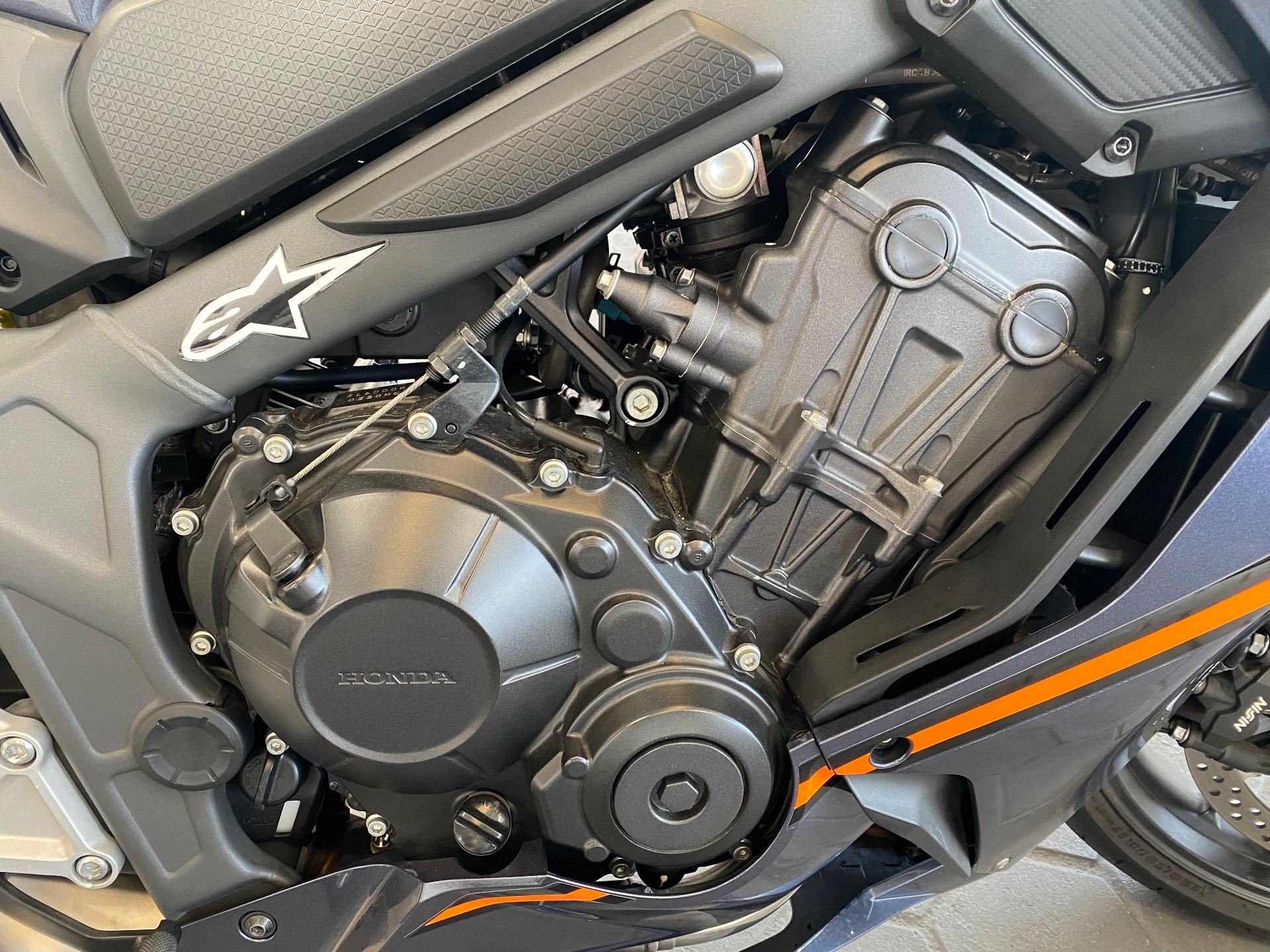 Foto número 265417 do veiculo