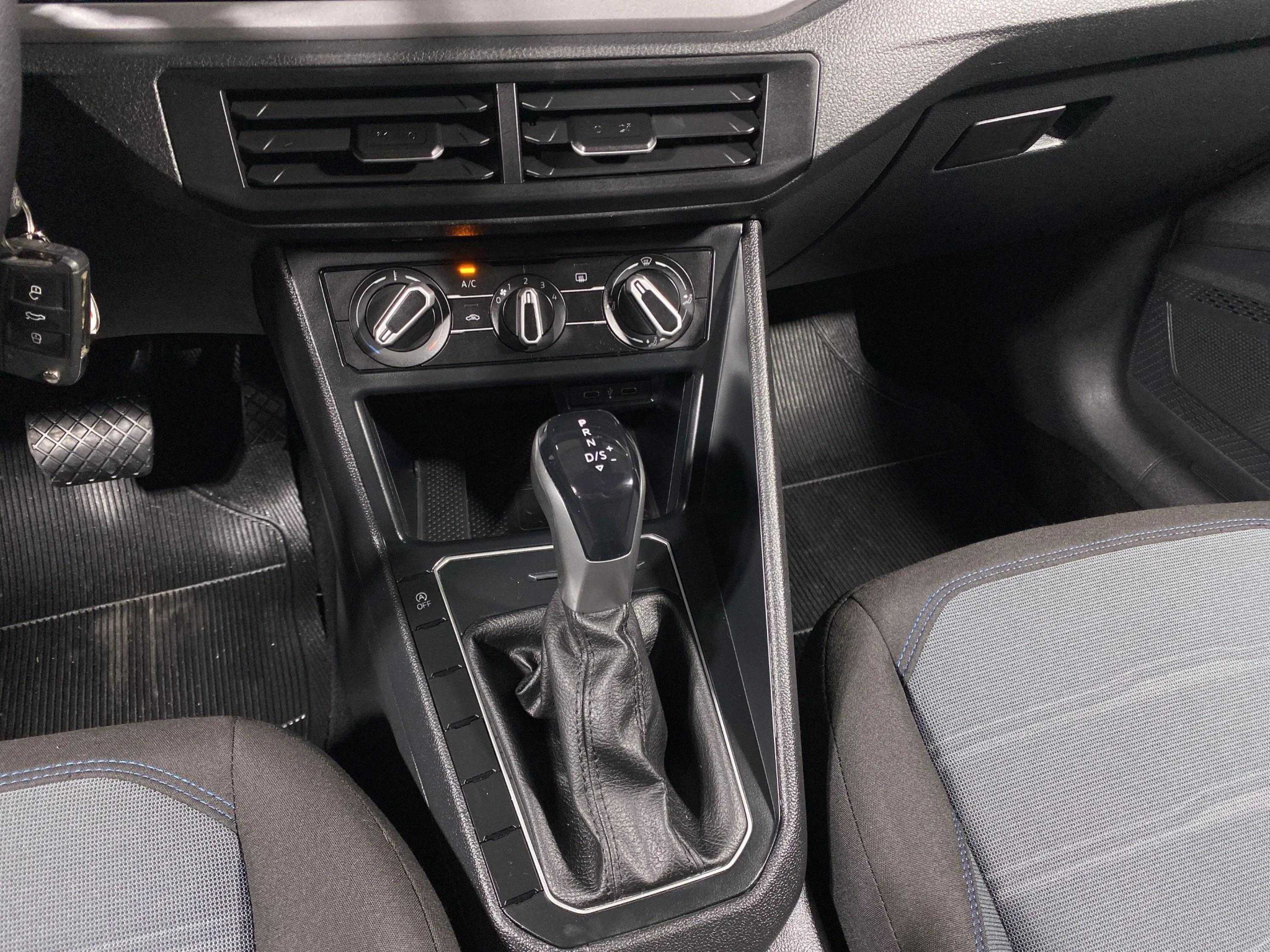 Foto número 301177 do veiculo