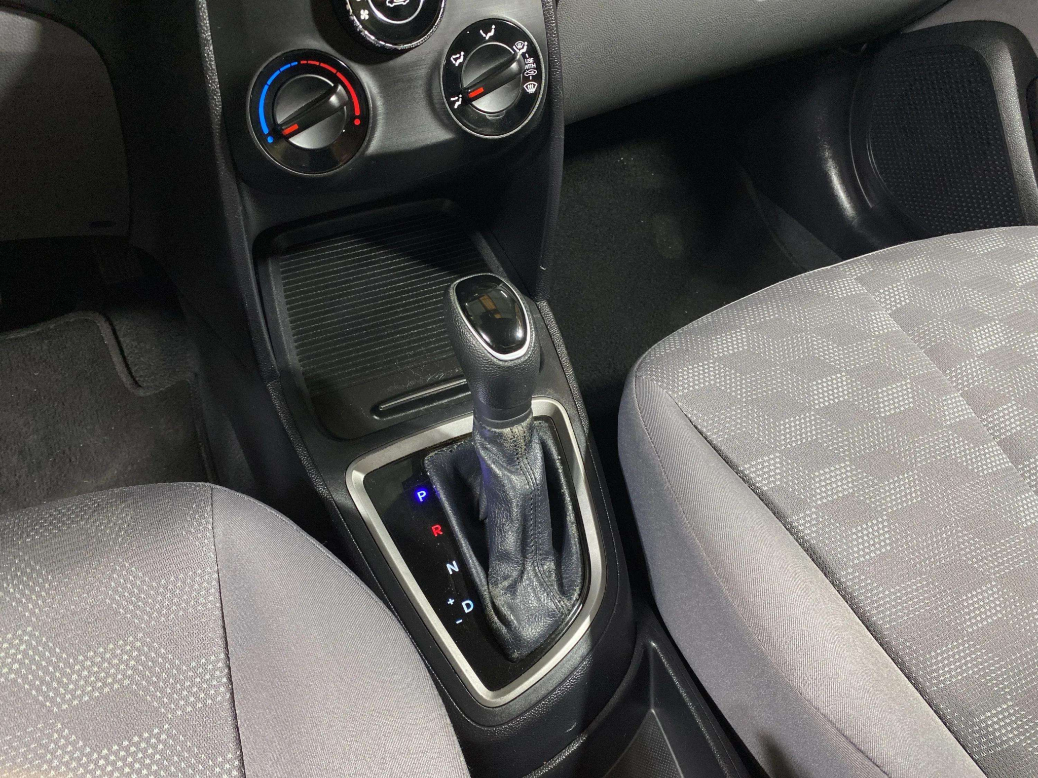 Foto número 303046 do veiculo