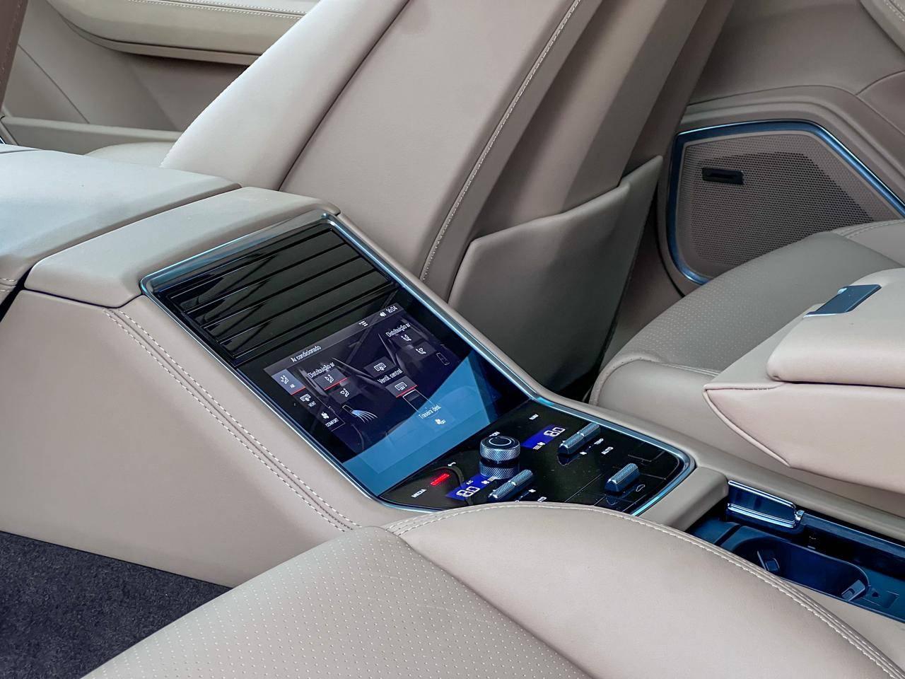 Foto número 296949 do veiculo