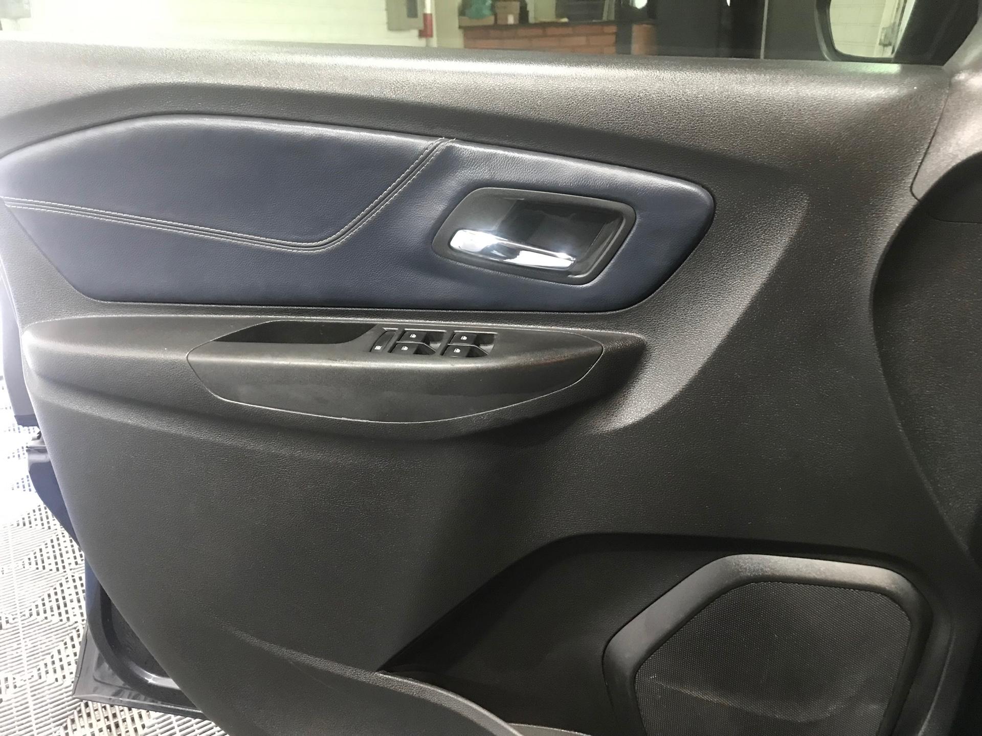 Foto número 306938 do veiculo