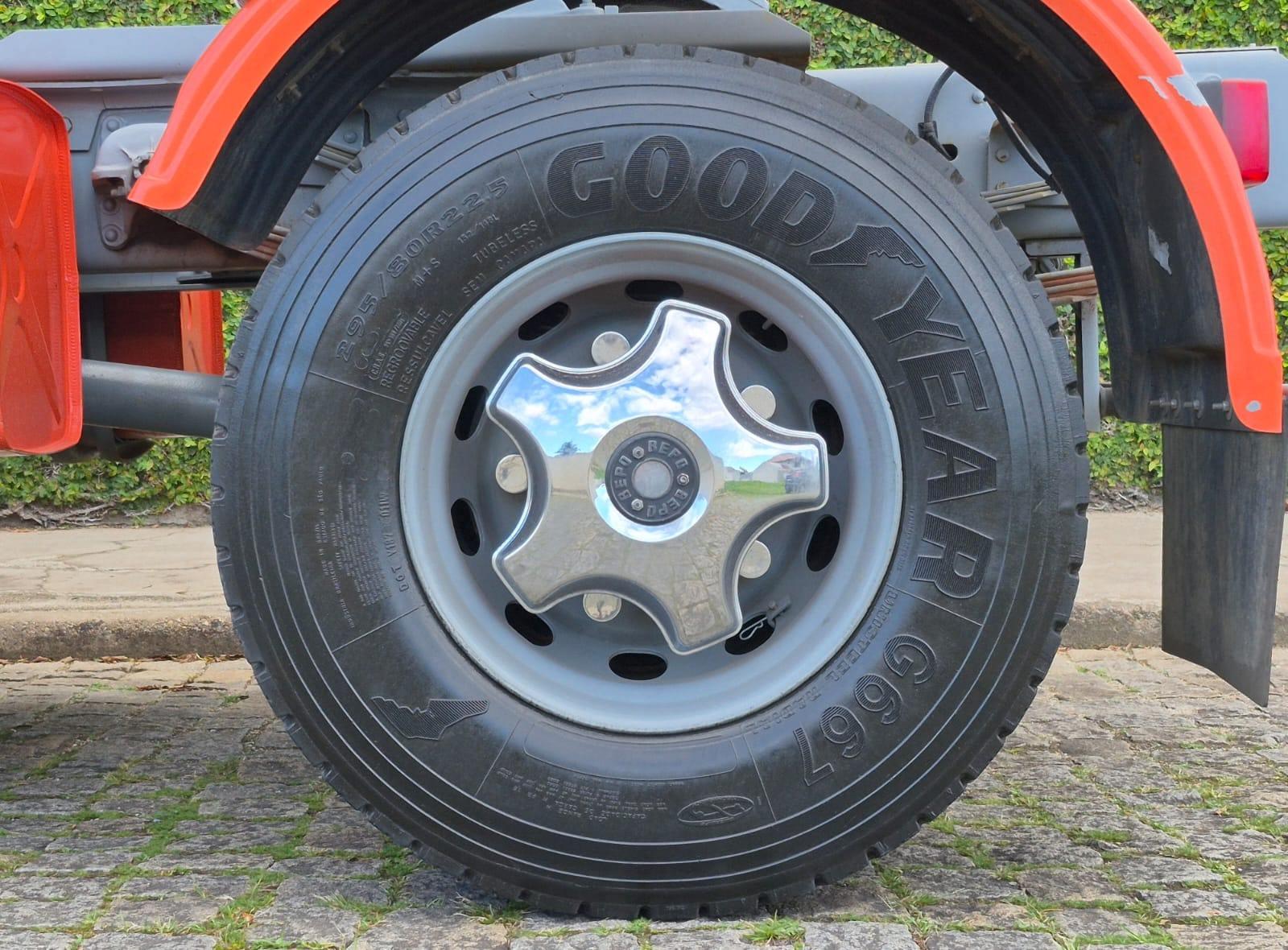 Foto número 309604 do veiculo