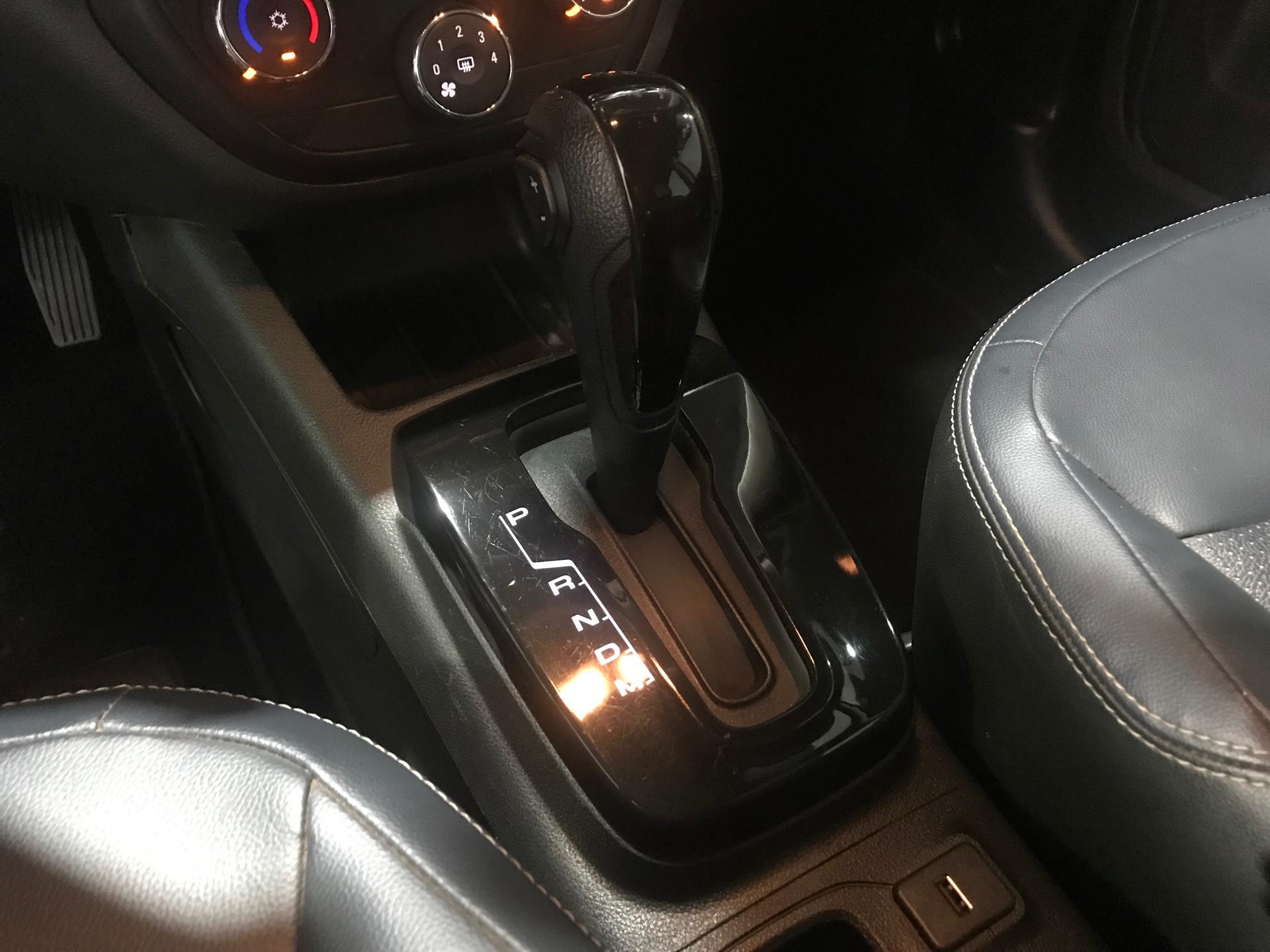 Foto número 306941 do veiculo