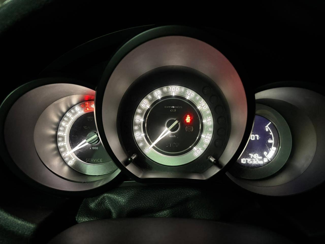 Foto número 317706 do veiculo