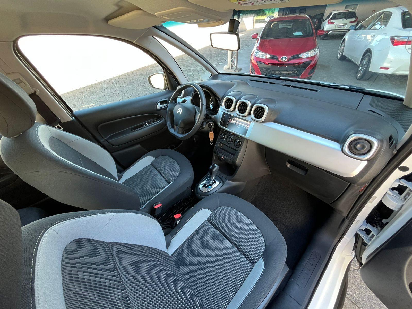 Foto número 286869 do veiculo