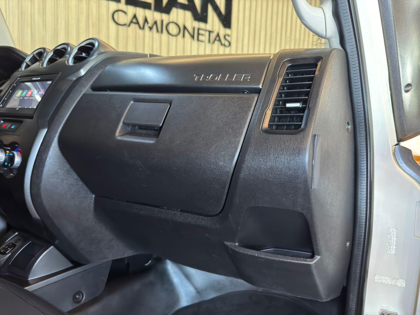 Foto número 302900 do veiculo