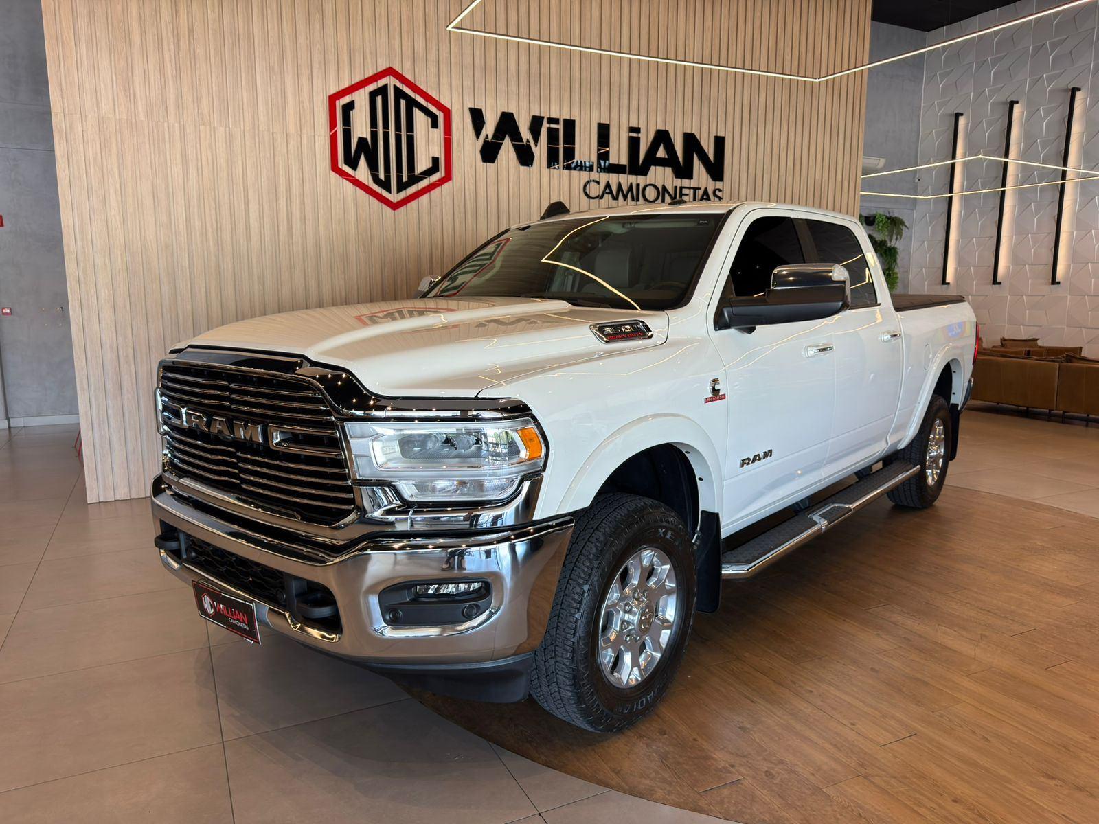 Foto número 316397 do veiculo