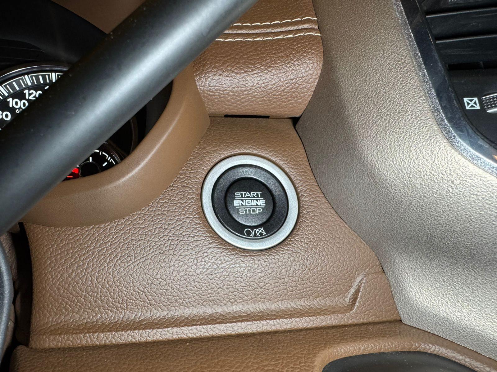 Foto número 316414 do veiculo