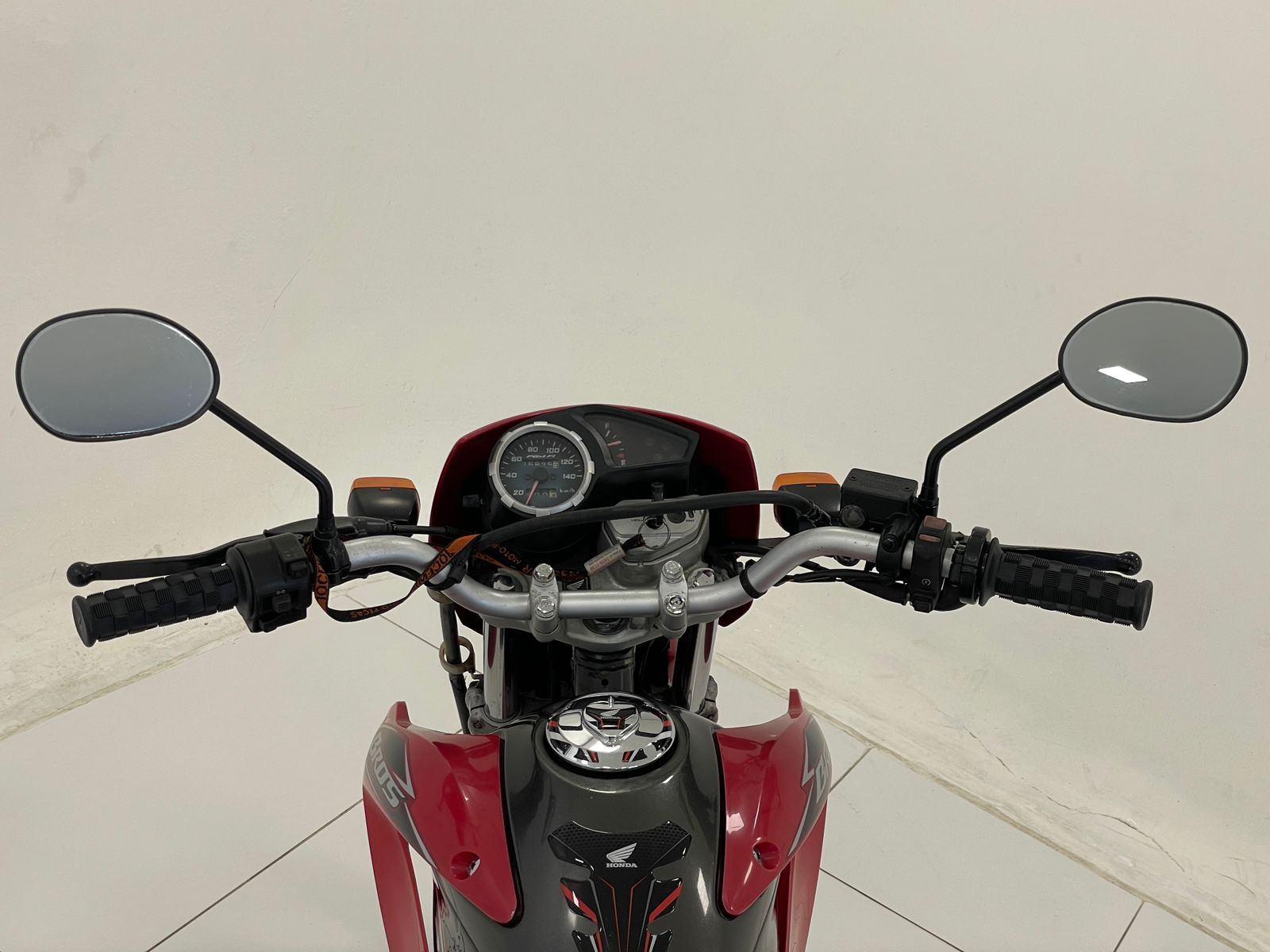 Foto número 310860 do veiculo