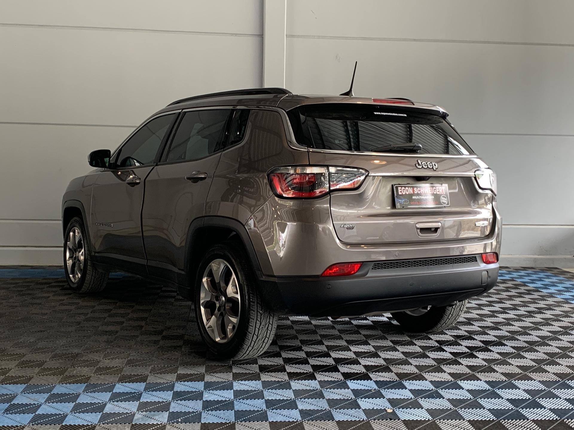 Foto número 304617 do veiculo