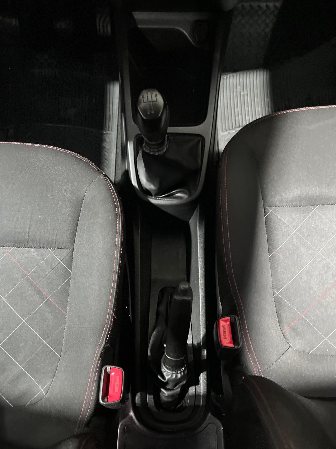 Foto número 296150 do veiculo