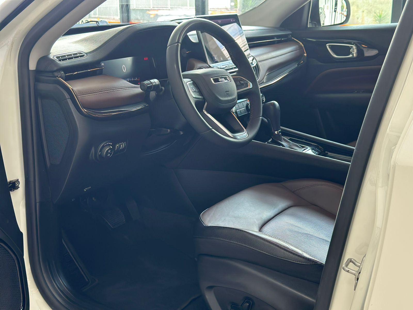 Foto número 315803 do veiculo