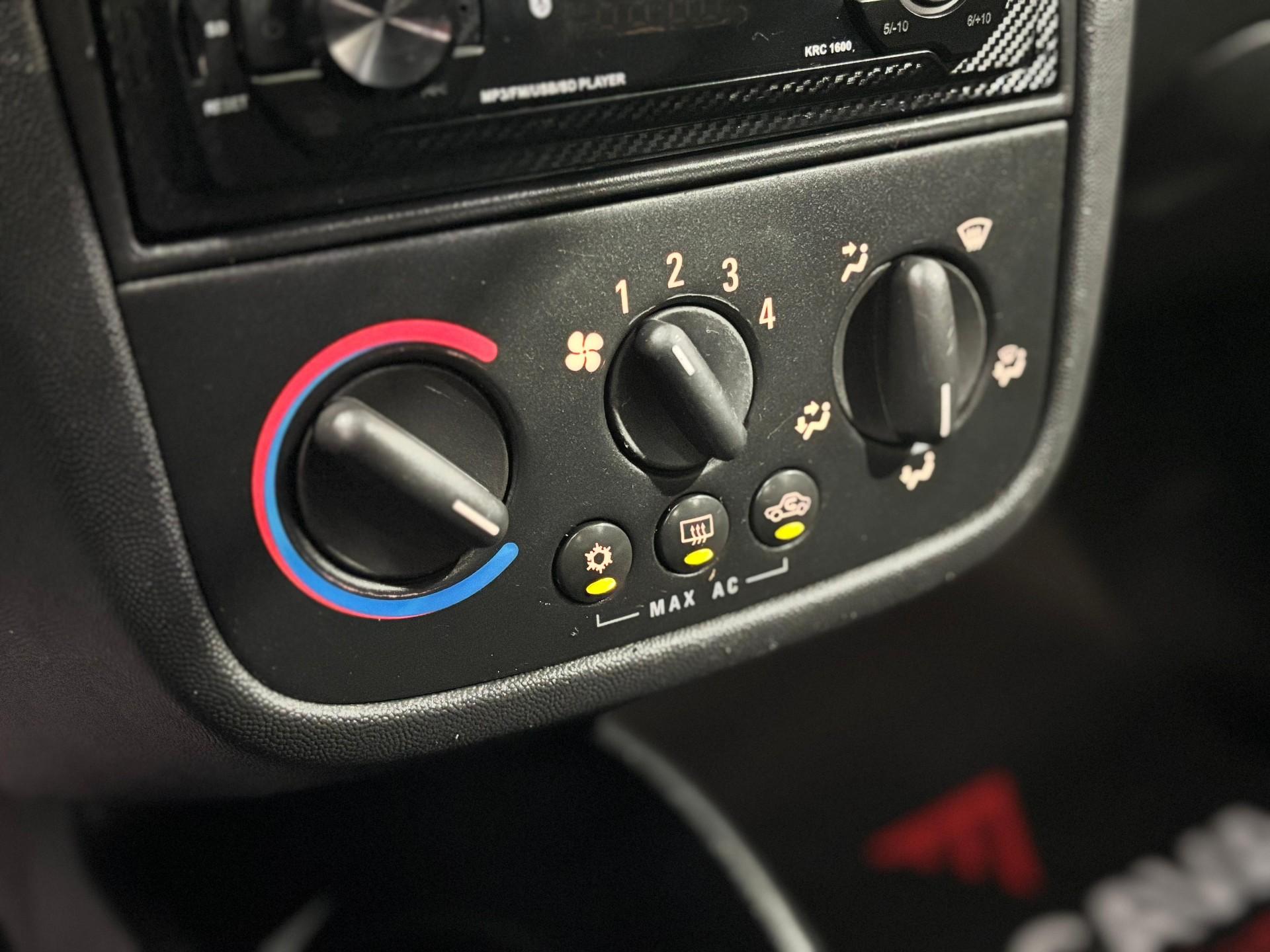 Foto número 298919 do veiculo