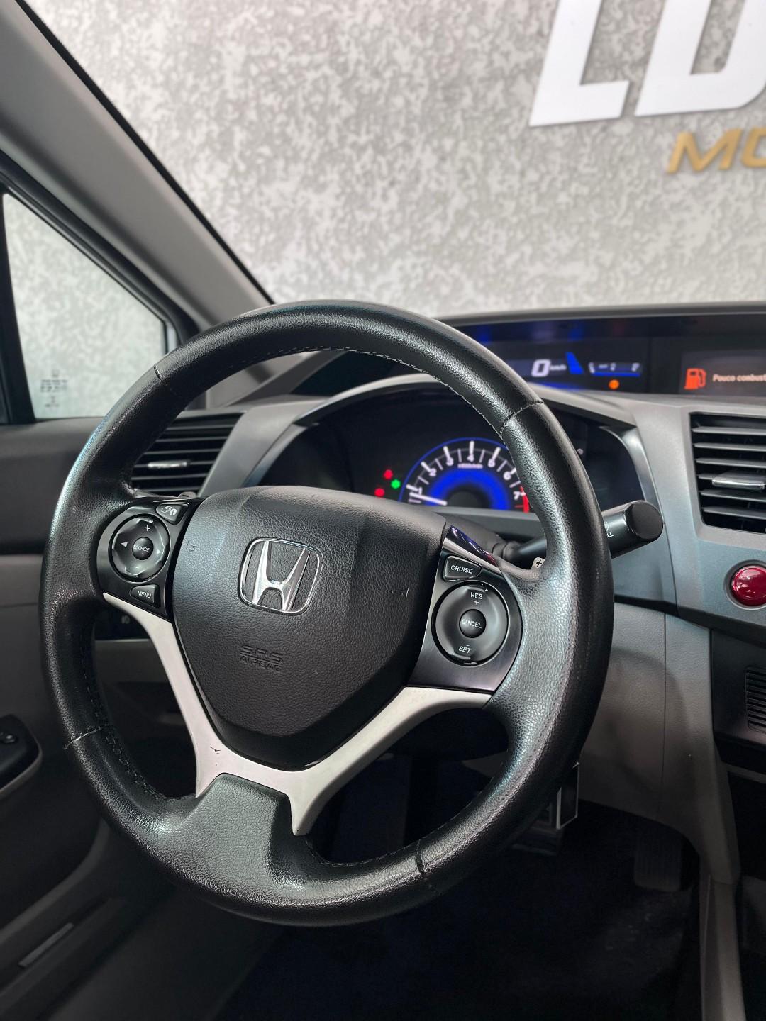 Foto número 297695 do veiculo