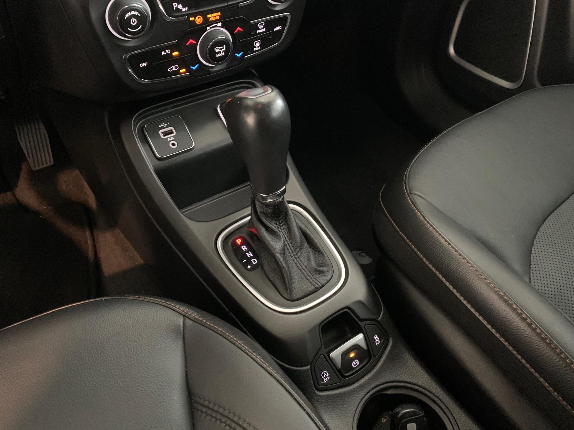 Foto número 304614 do veiculo