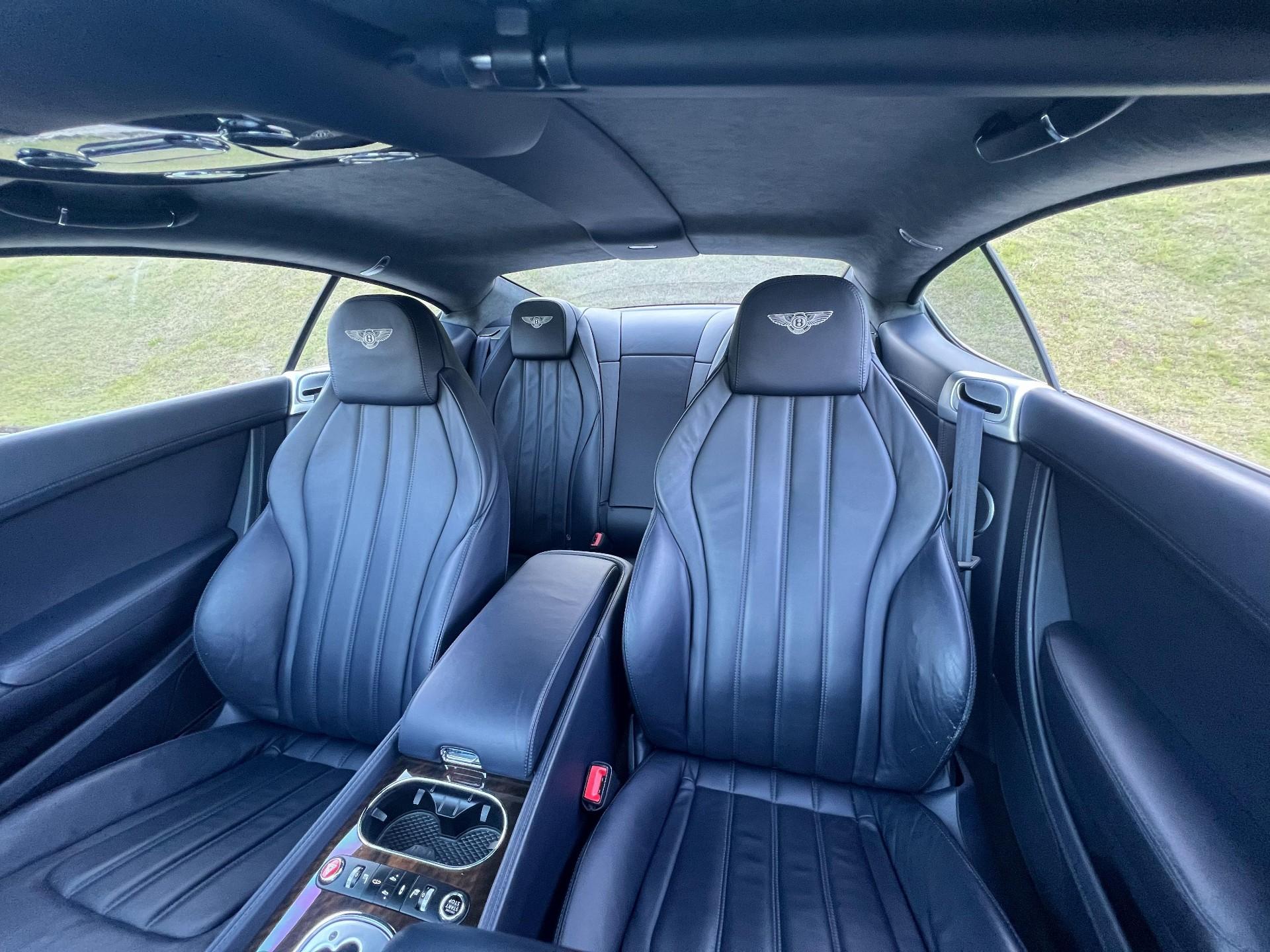 Foto número 302000 do veiculo