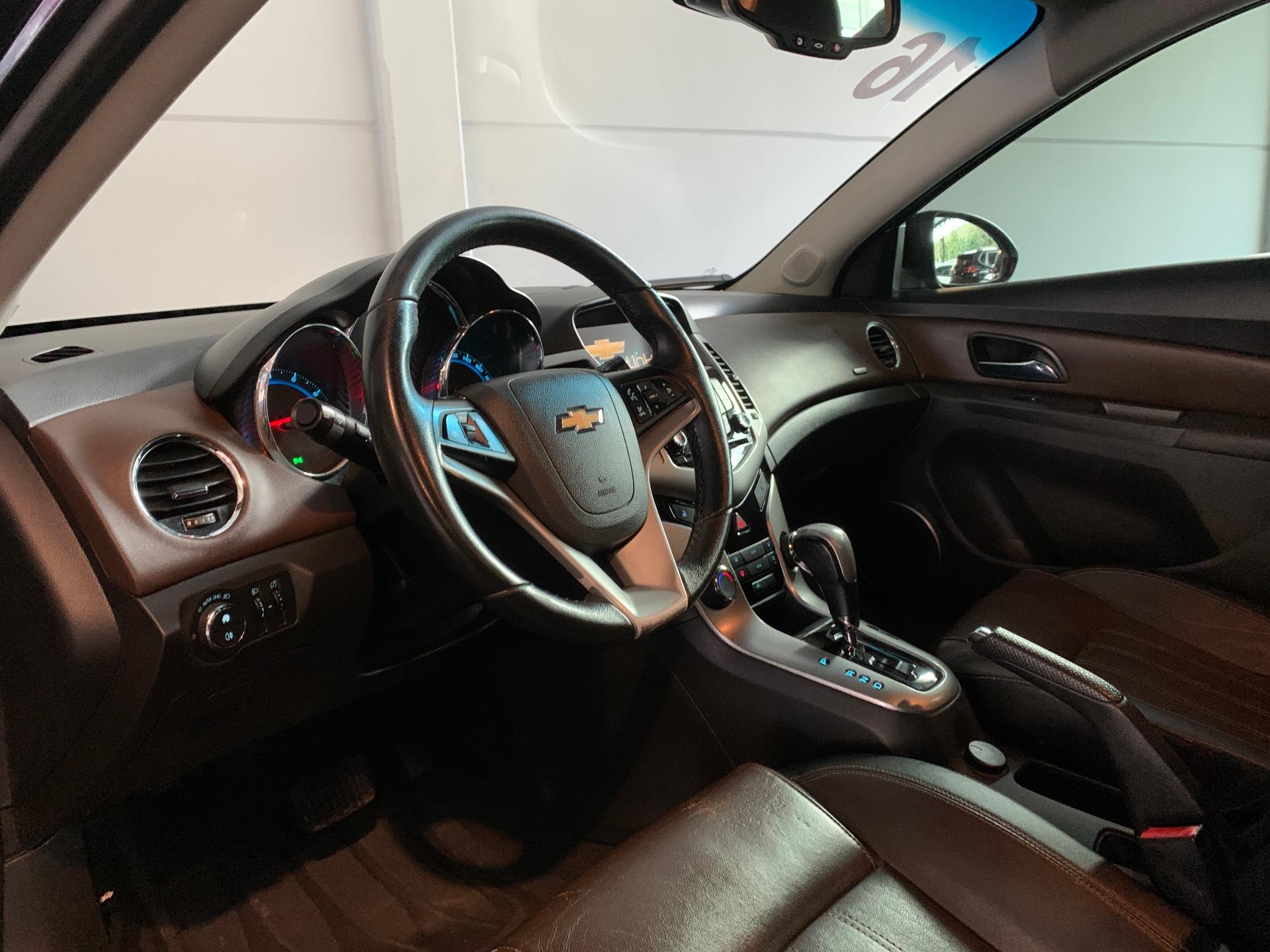 Foto número 303296 do veiculo