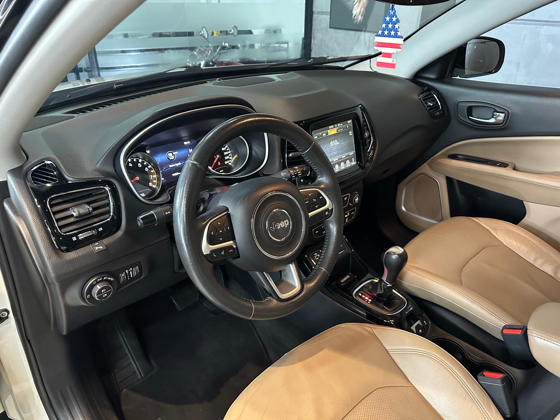 Foto número 299649 do veiculo