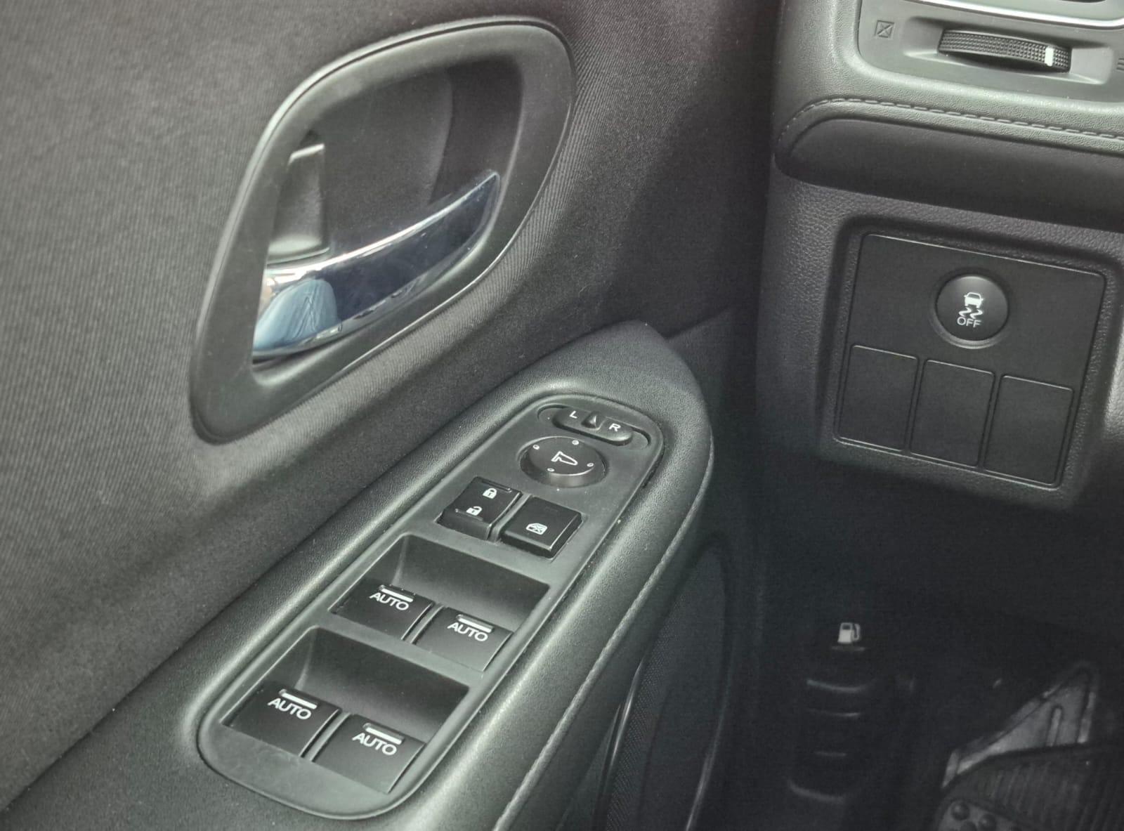 Foto número 300871 do veiculo