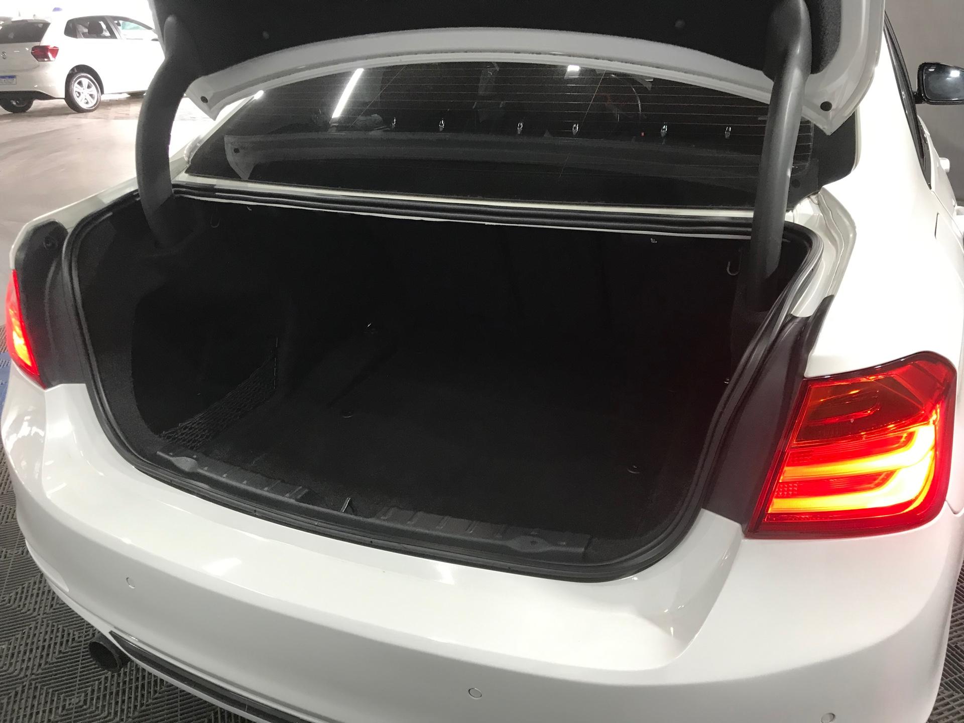 Foto número 303752 do veiculo