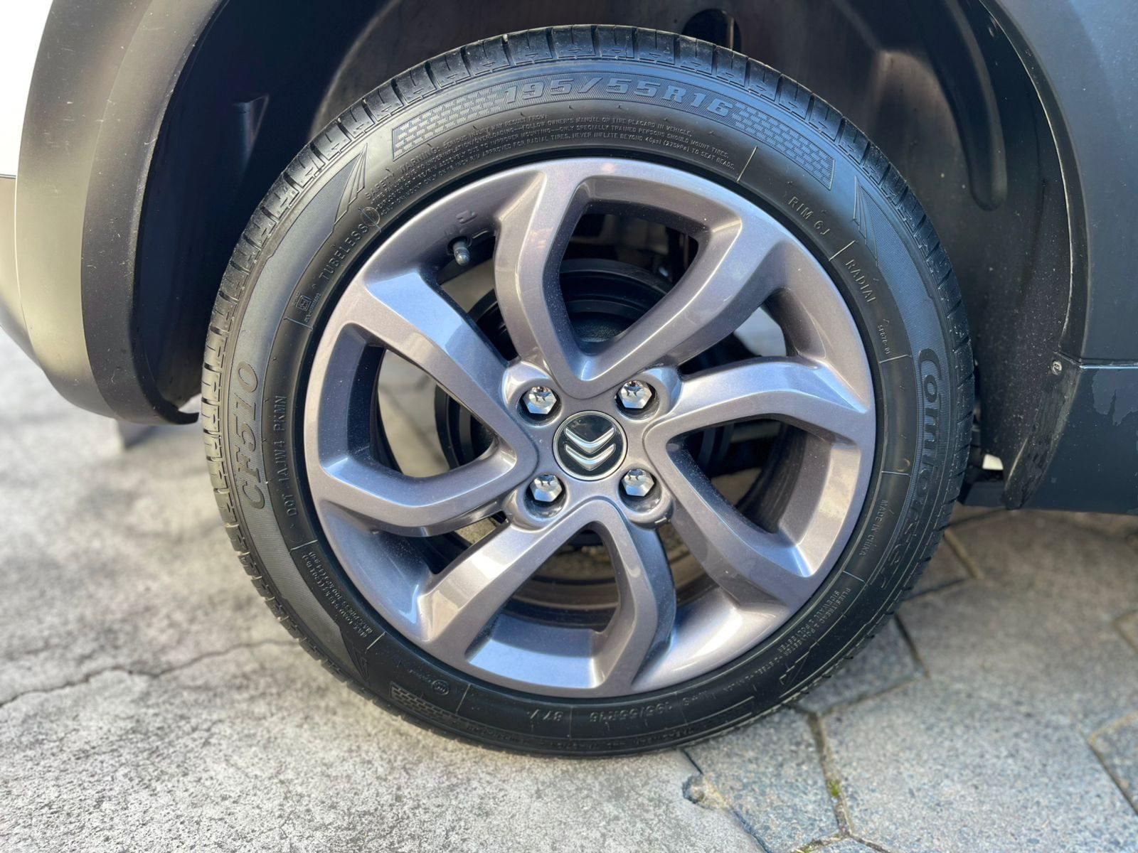 Foto número 286867 do veiculo