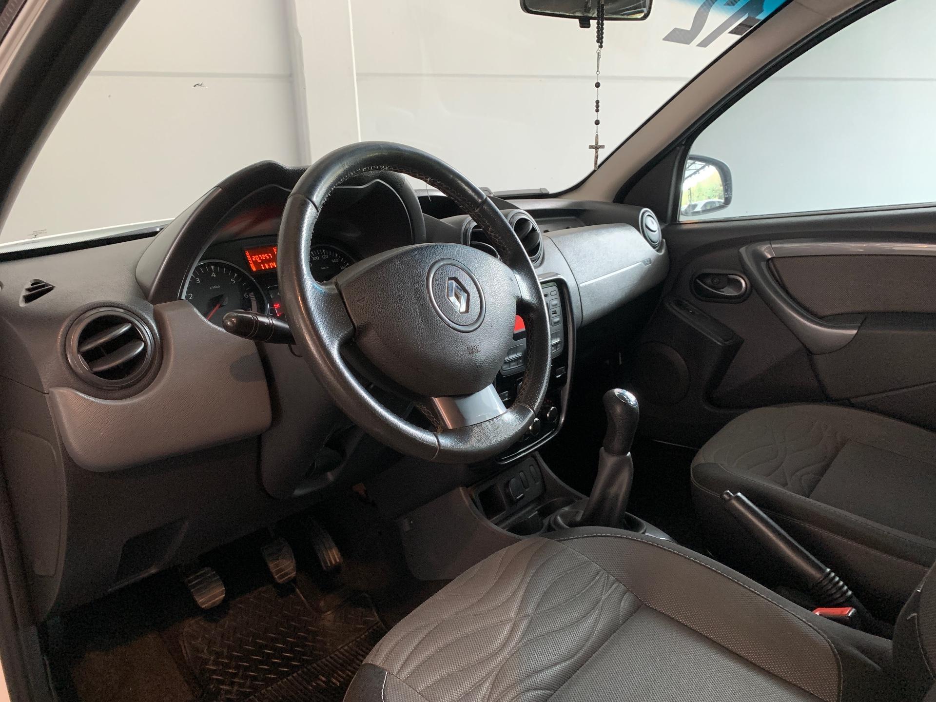 Foto número 308240 do veiculo