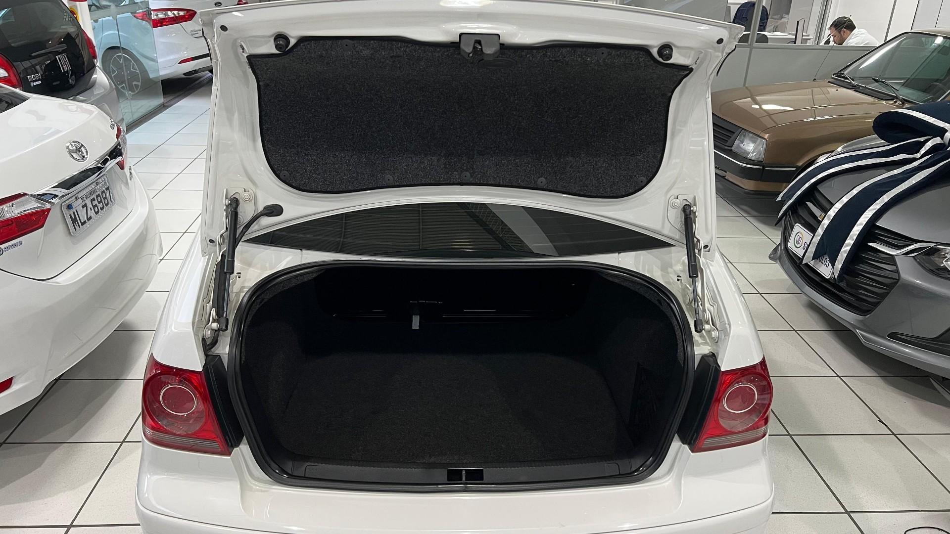 Foto número 292978 do veiculo