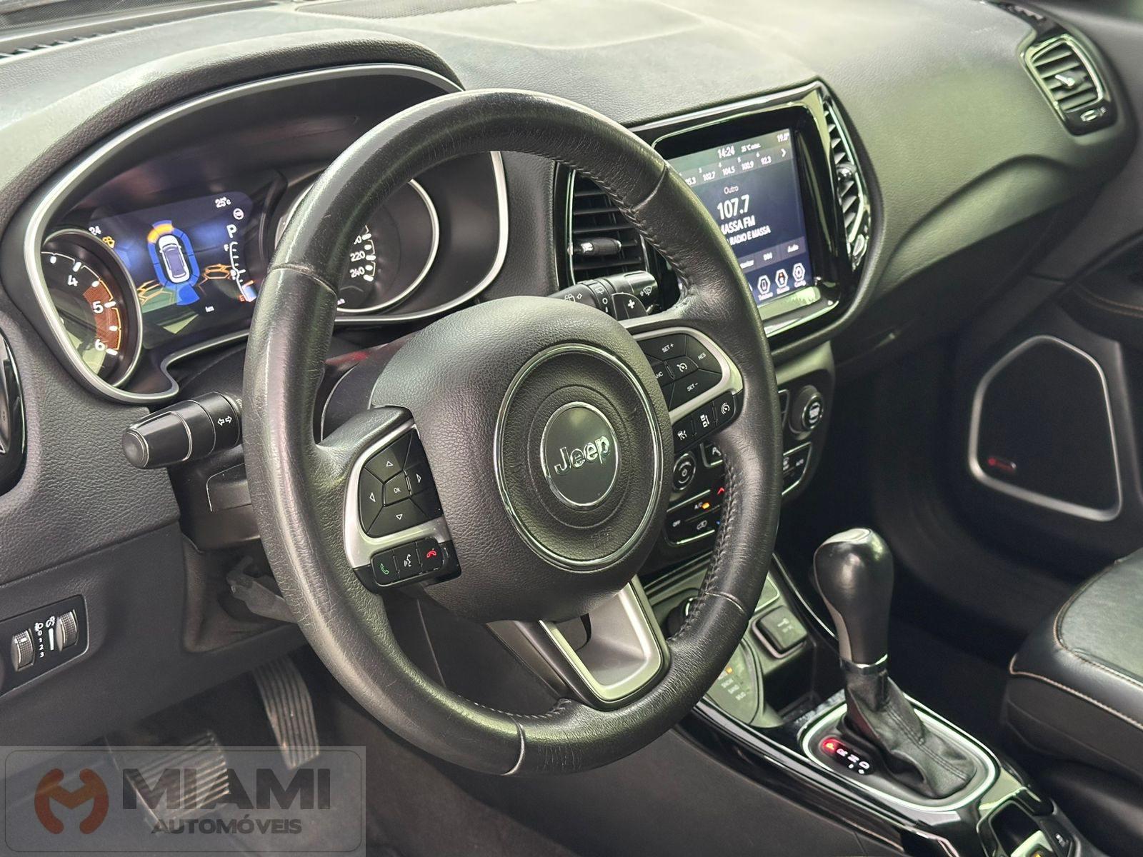 Foto número 296052 do veiculo