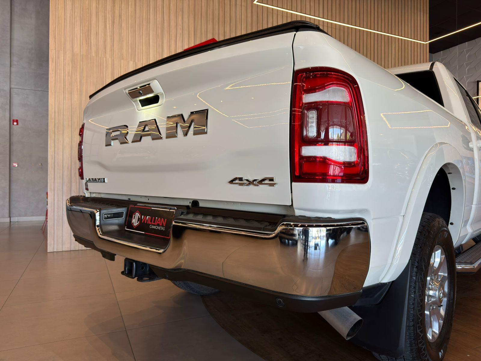 Foto número 316425 do veiculo