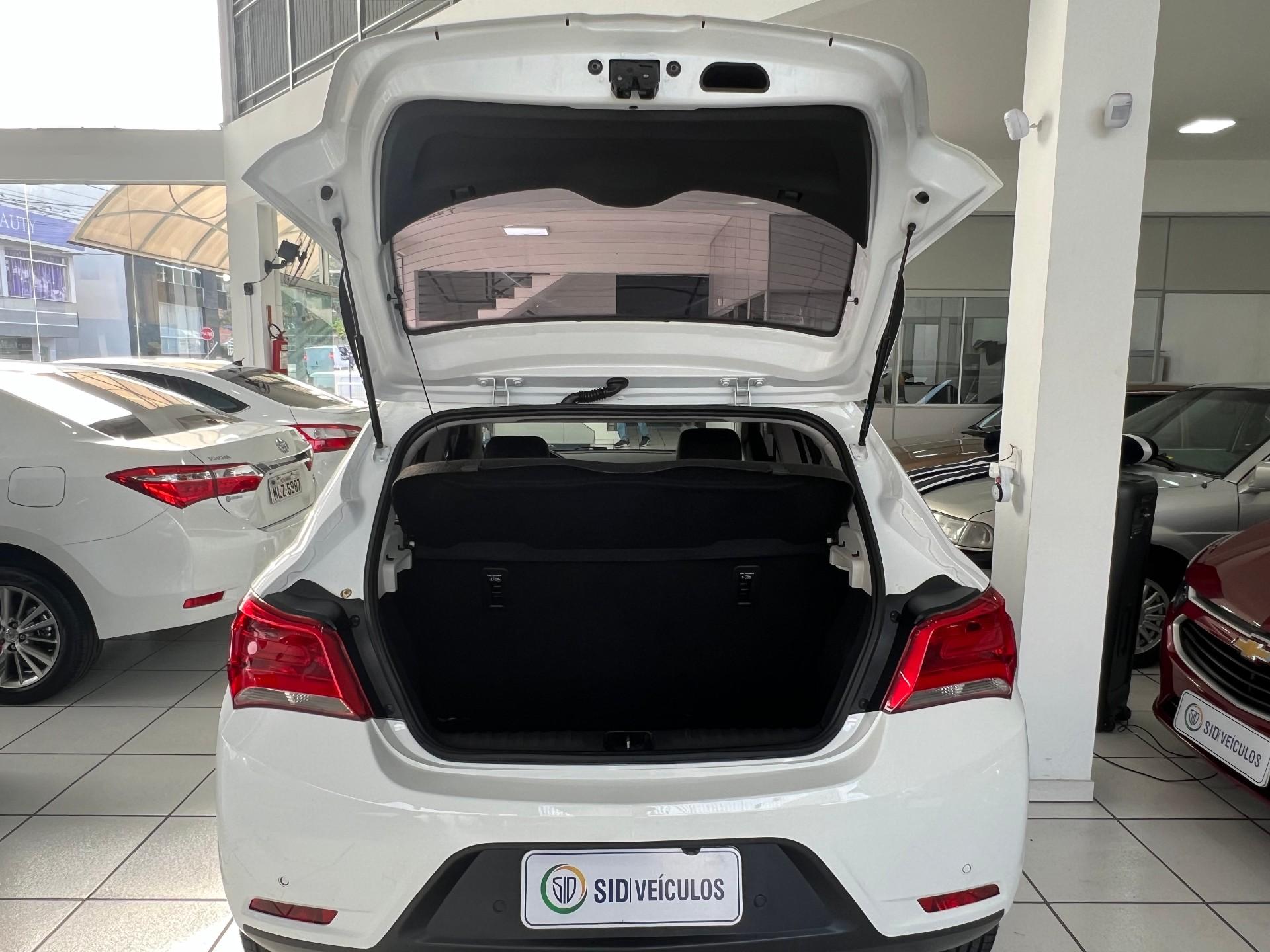 Foto número 303388 do veiculo