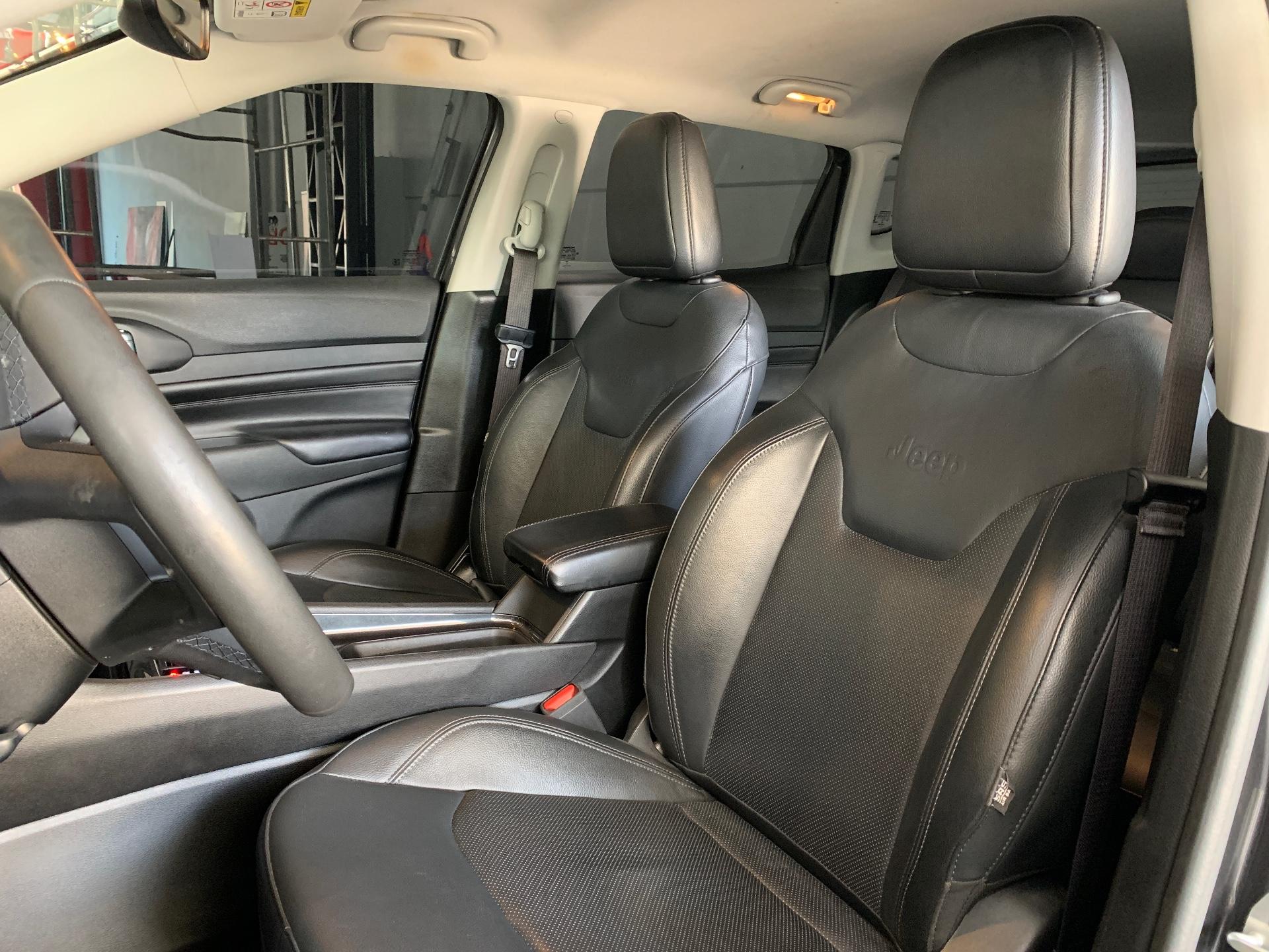 Foto número 304632 do veiculo