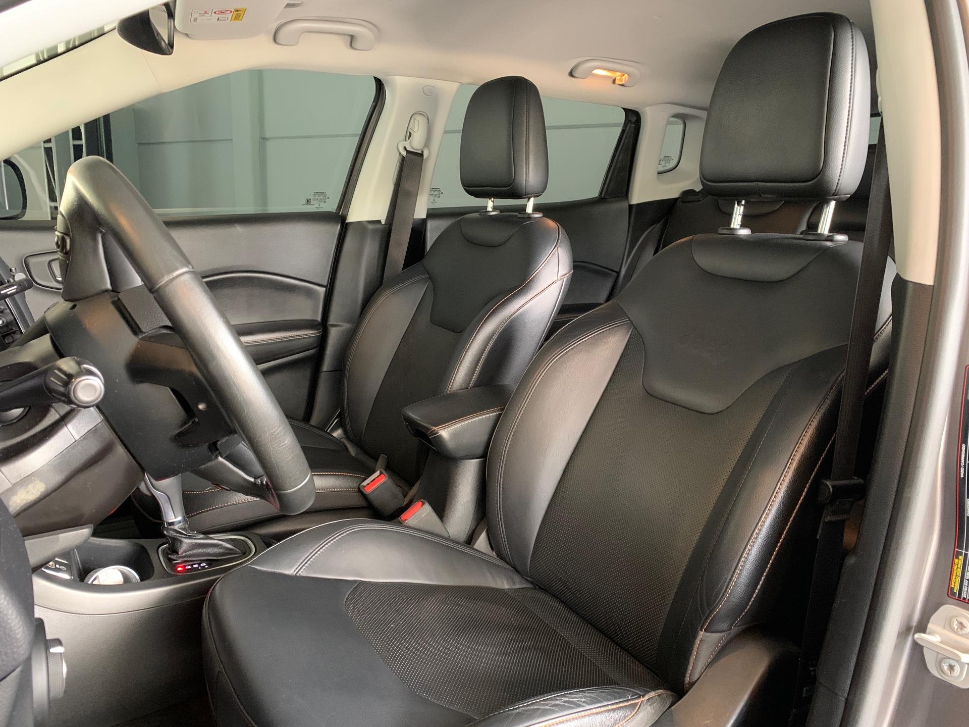 Foto número 304615 do veiculo