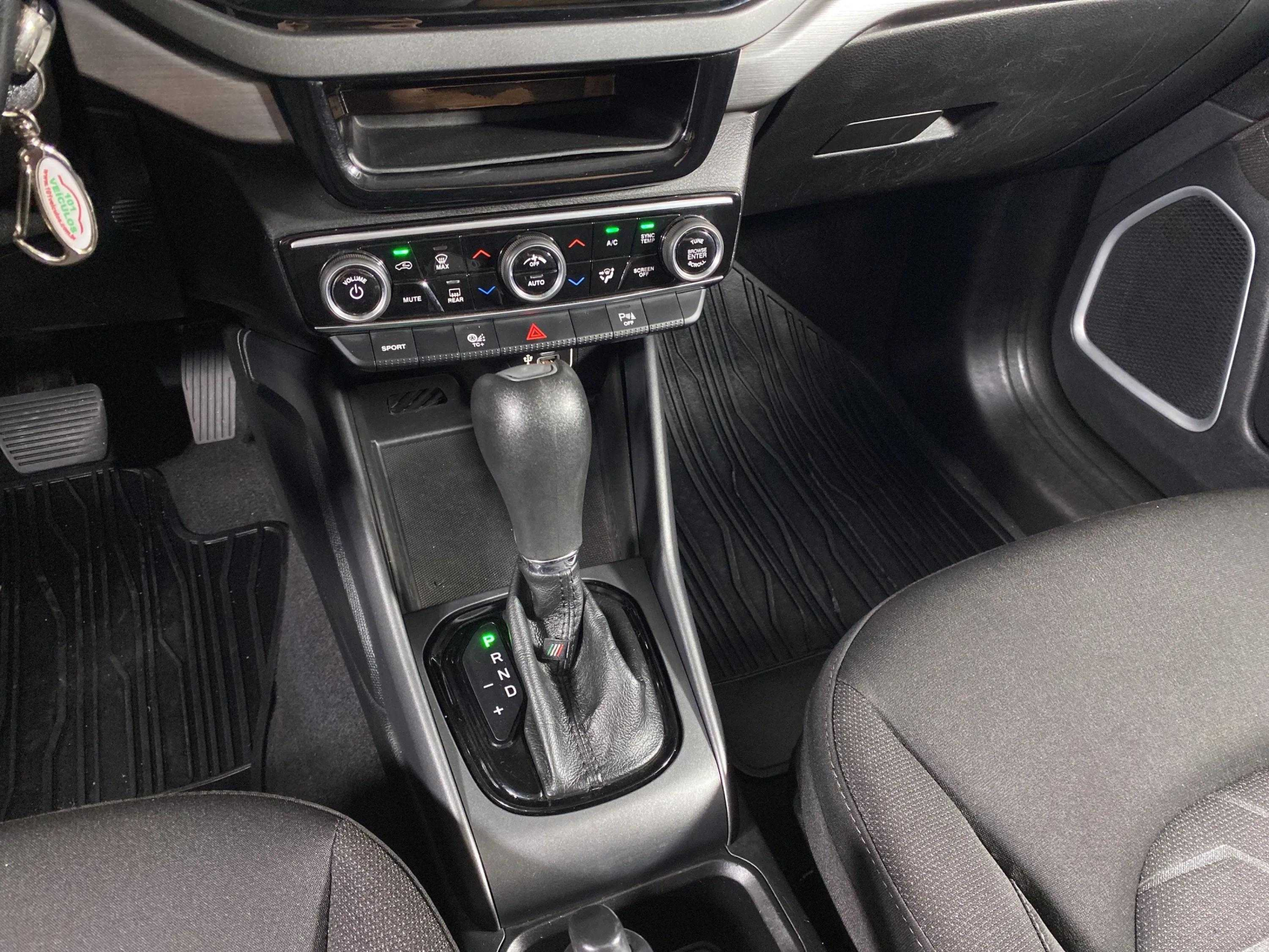 Foto número 333245 do veiculo