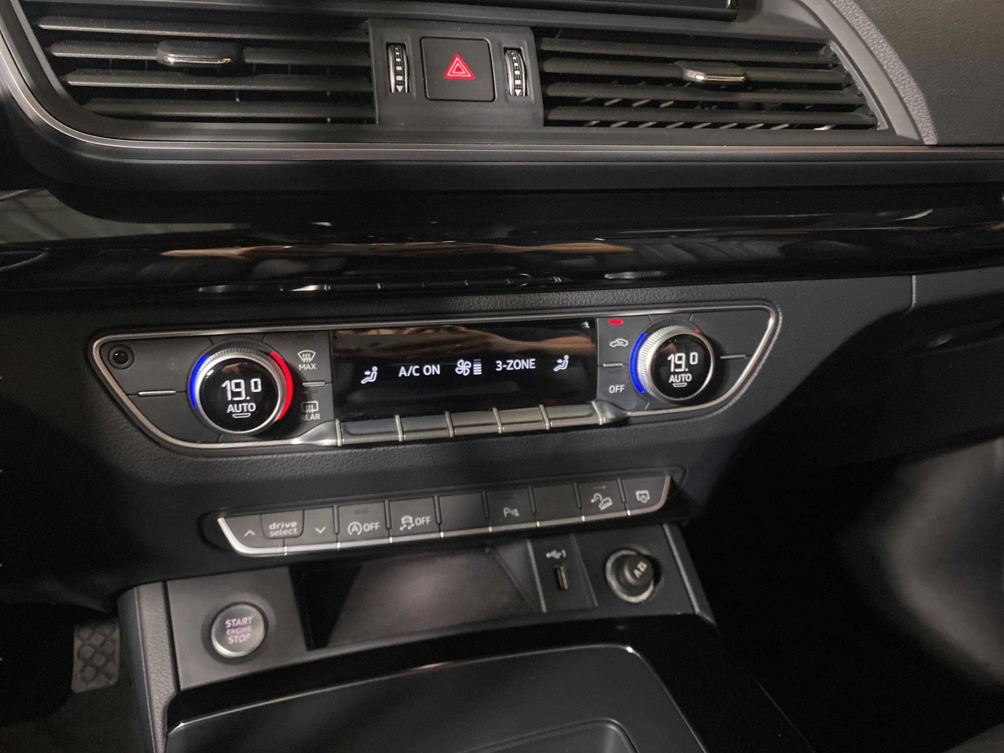 Foto número 323378 do veiculo