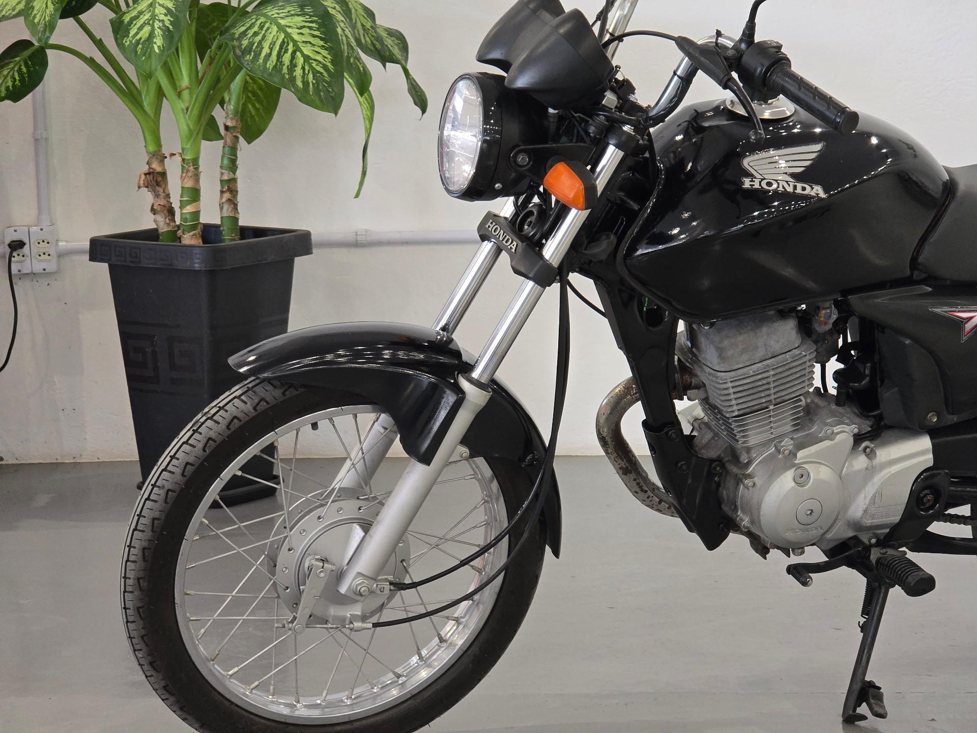 Foto número 341944 do veiculo