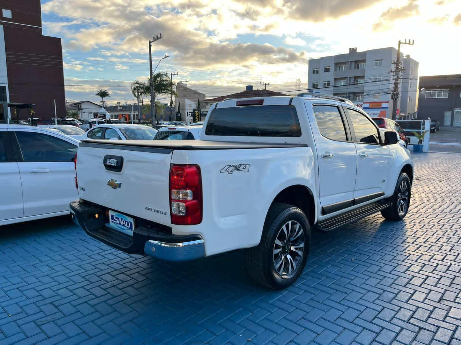 Foto número 353920 do veiculo