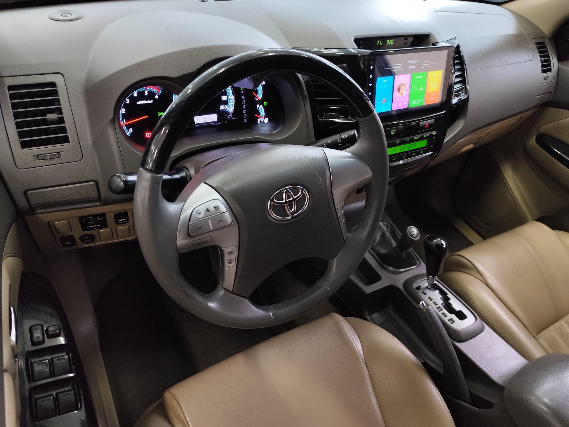 Foto número 354359 do veiculo