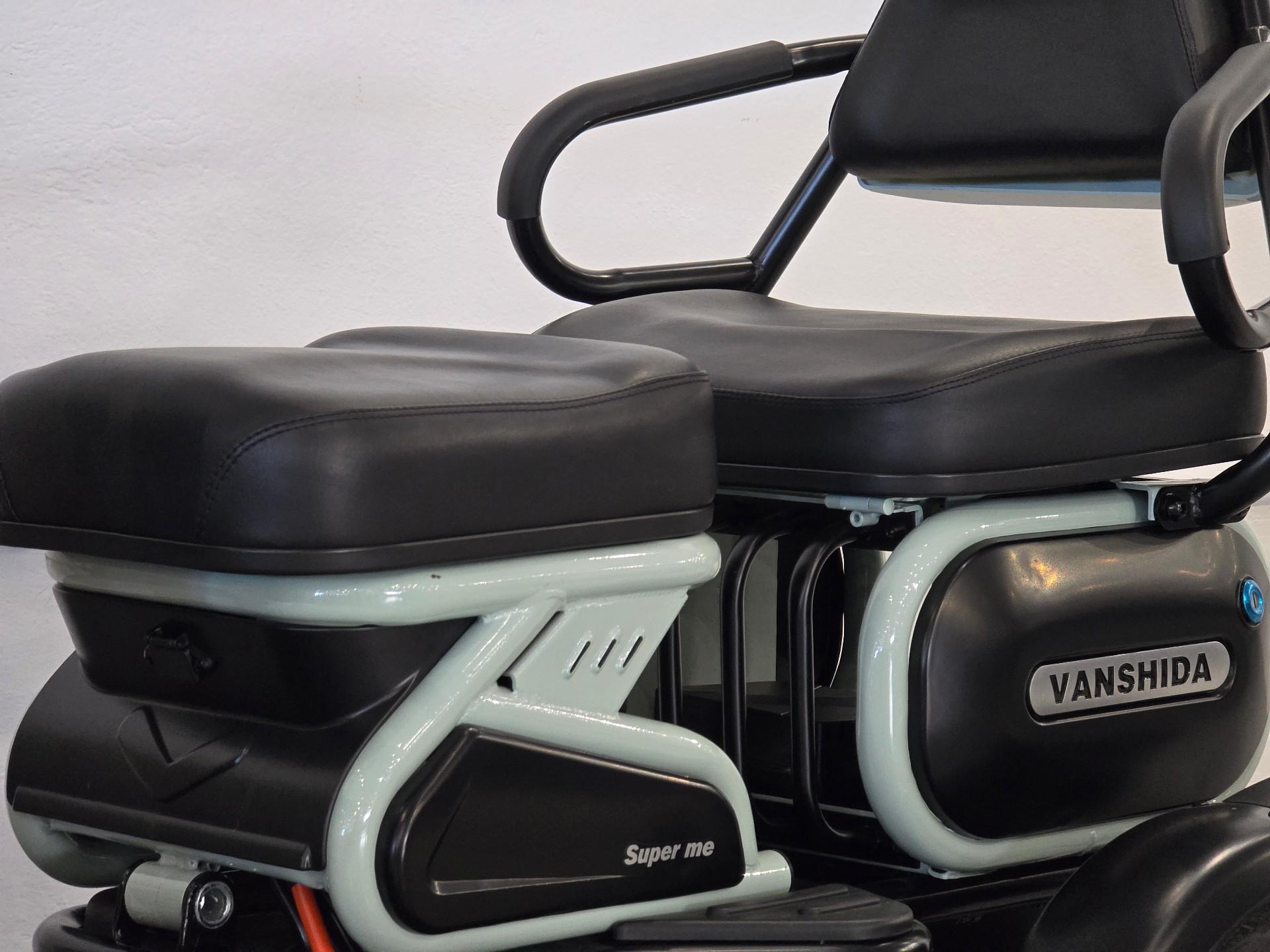 Foto número 337101 do veiculo