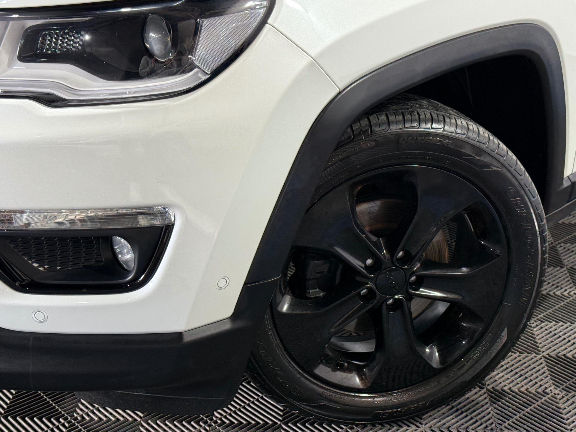 Foto número 334930 do veiculo