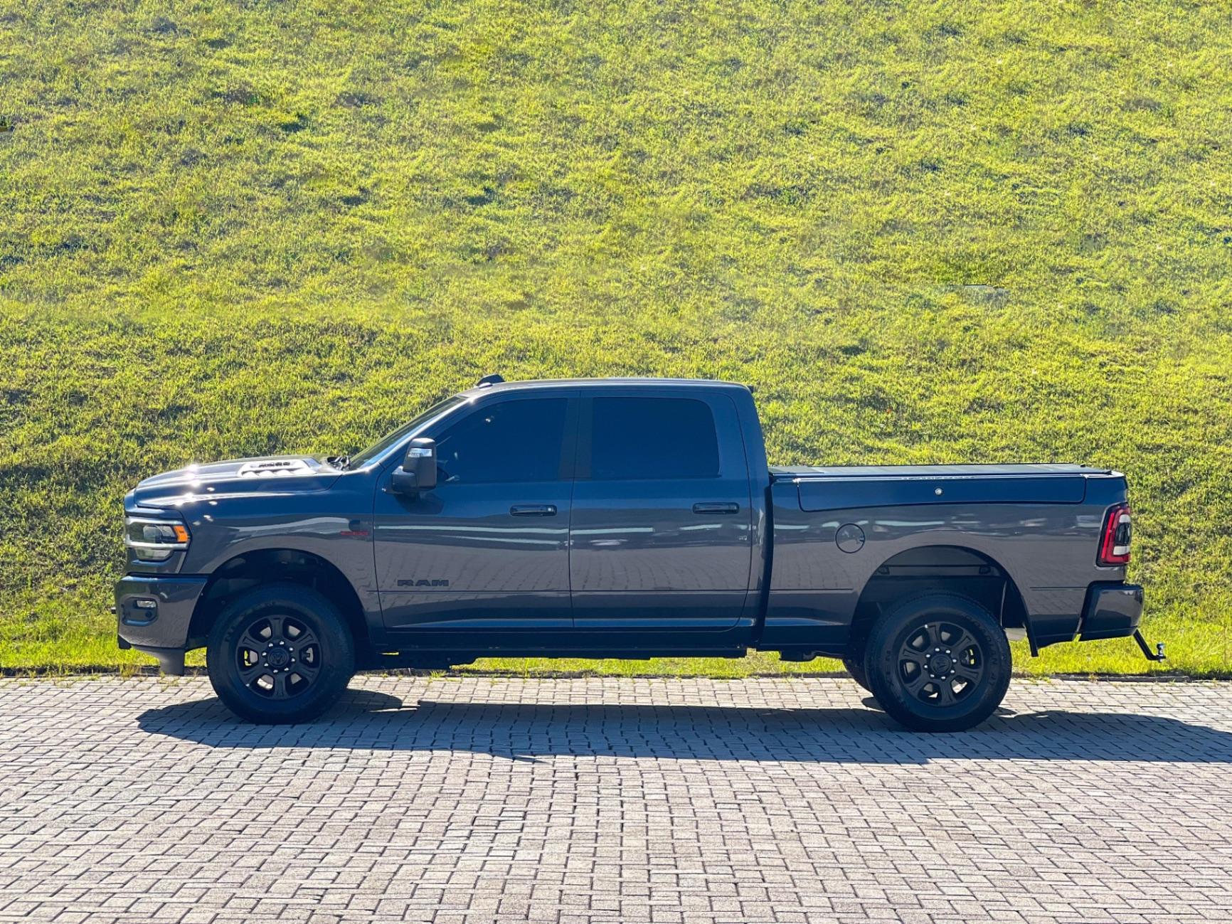 Foto número 348869 do veiculo