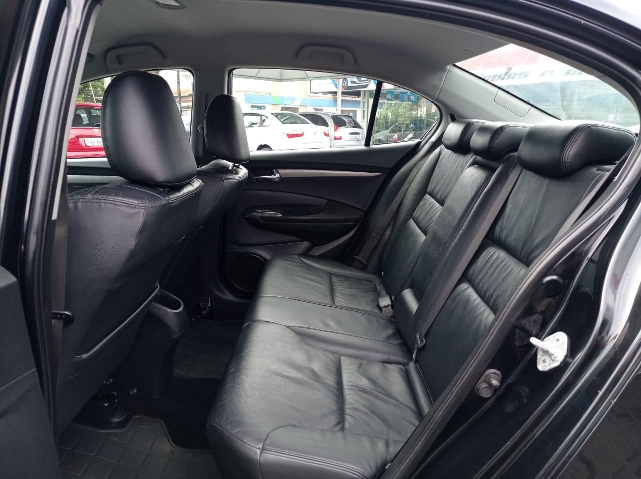 Foto número 350900 do veiculo