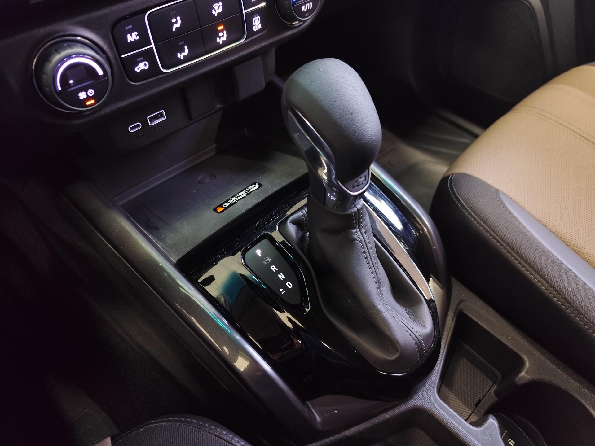 Foto número 354006 do veiculo