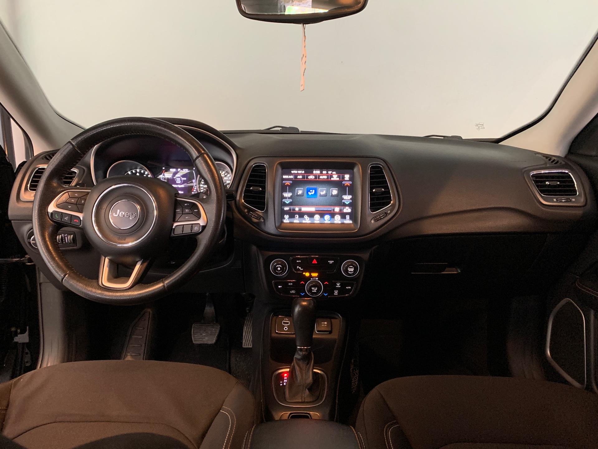 Foto número 330644 do veiculo