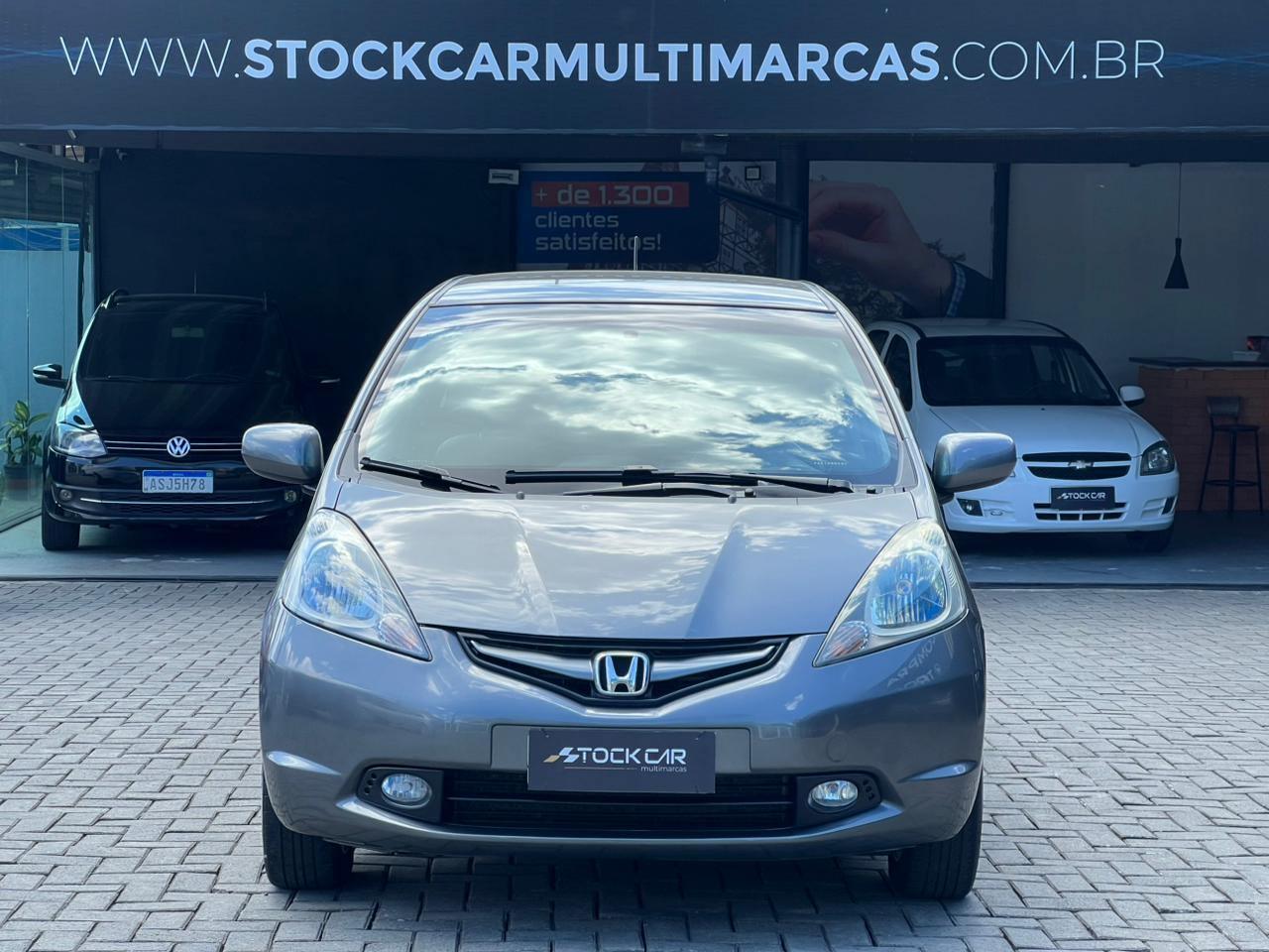 Foto número 340940 do veiculo