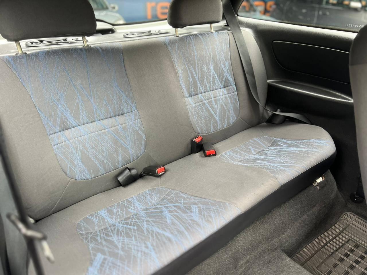 Foto número 346885 do veiculo